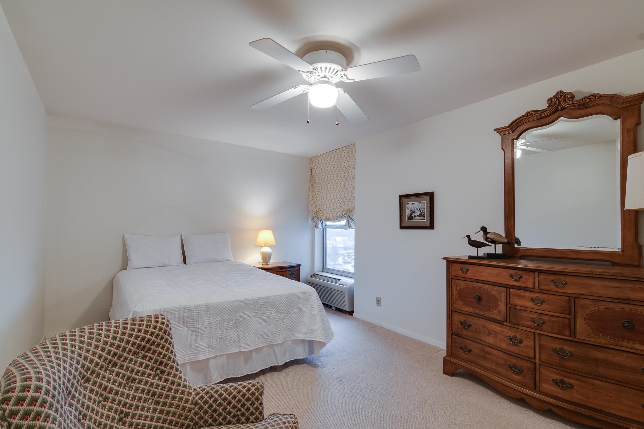 232 S HIGHLAND ST Unit: 1005