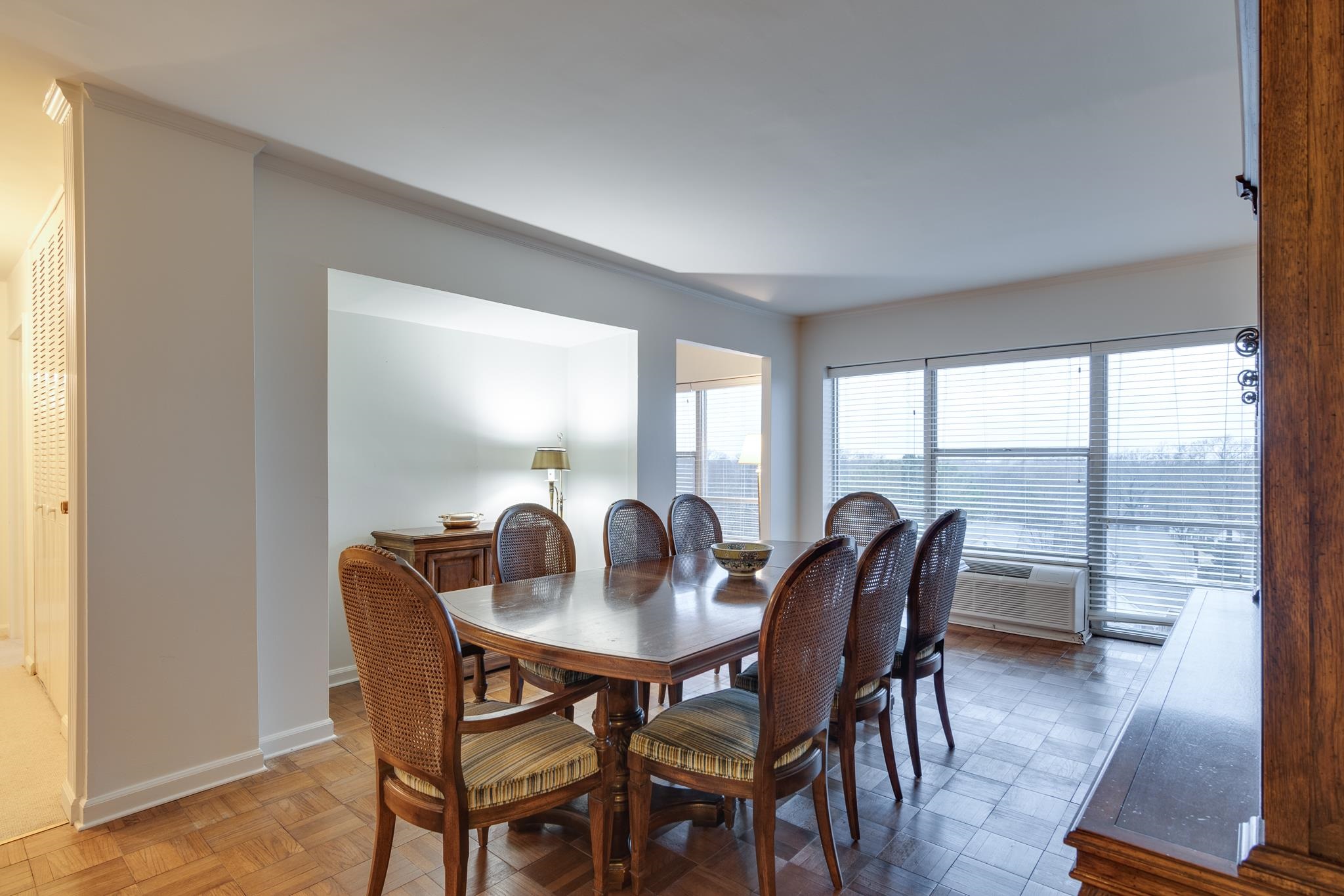 232 S HIGHLAND ST Unit: 1005