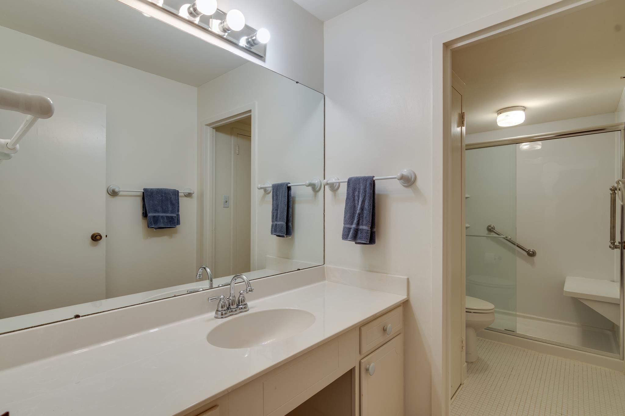 232 S HIGHLAND ST Unit: 1005