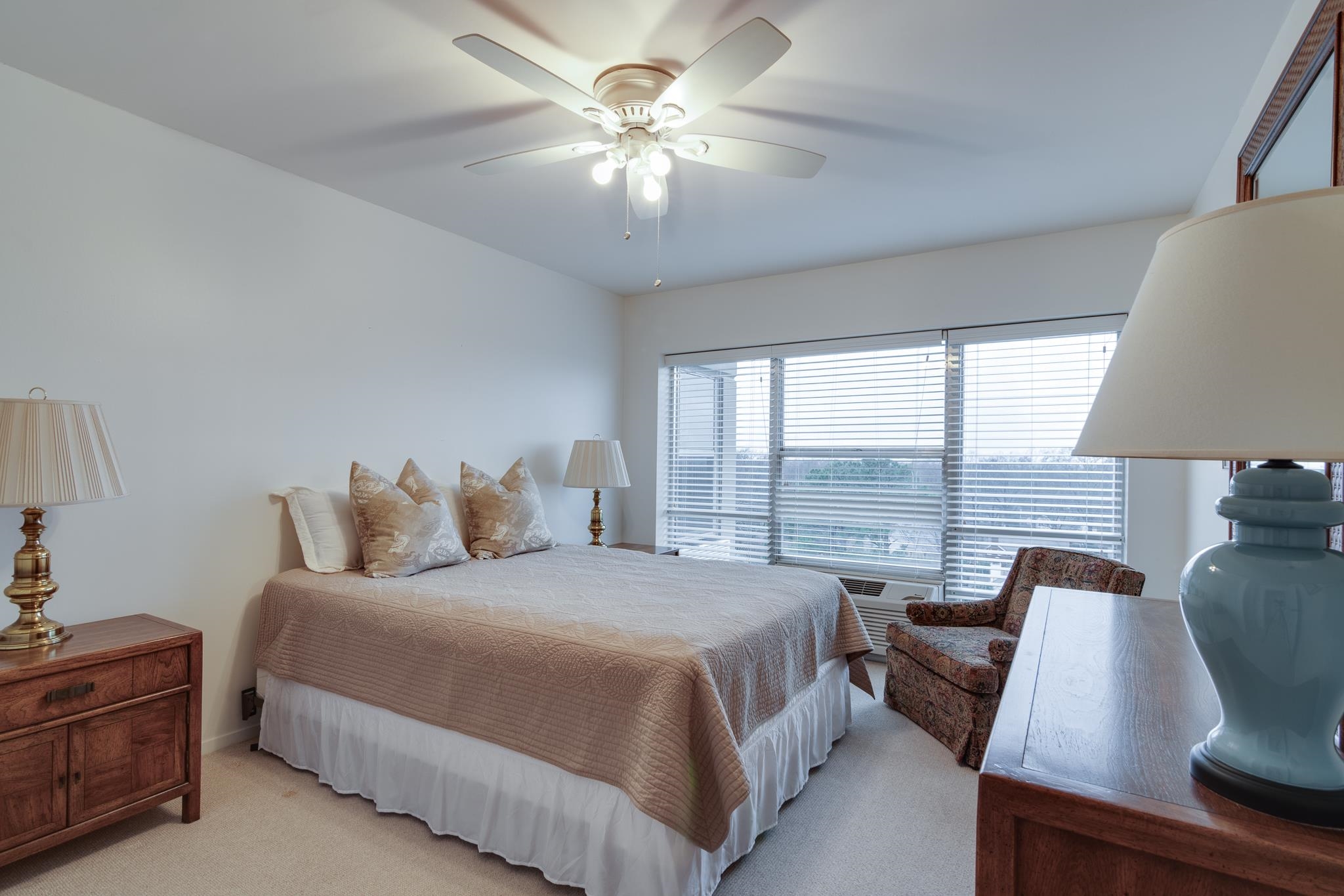 232 S HIGHLAND ST Unit: 1005