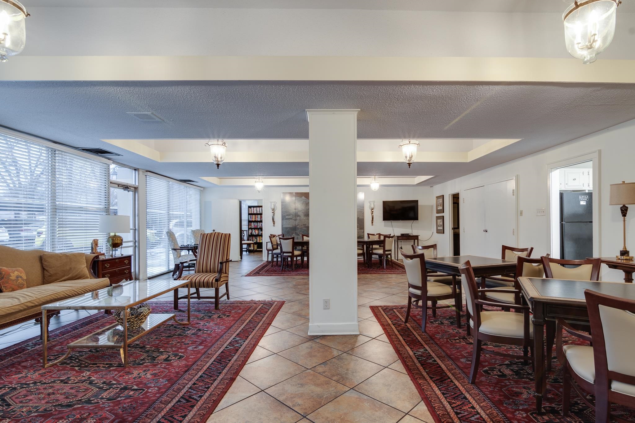 232 S HIGHLAND ST Unit: 1005