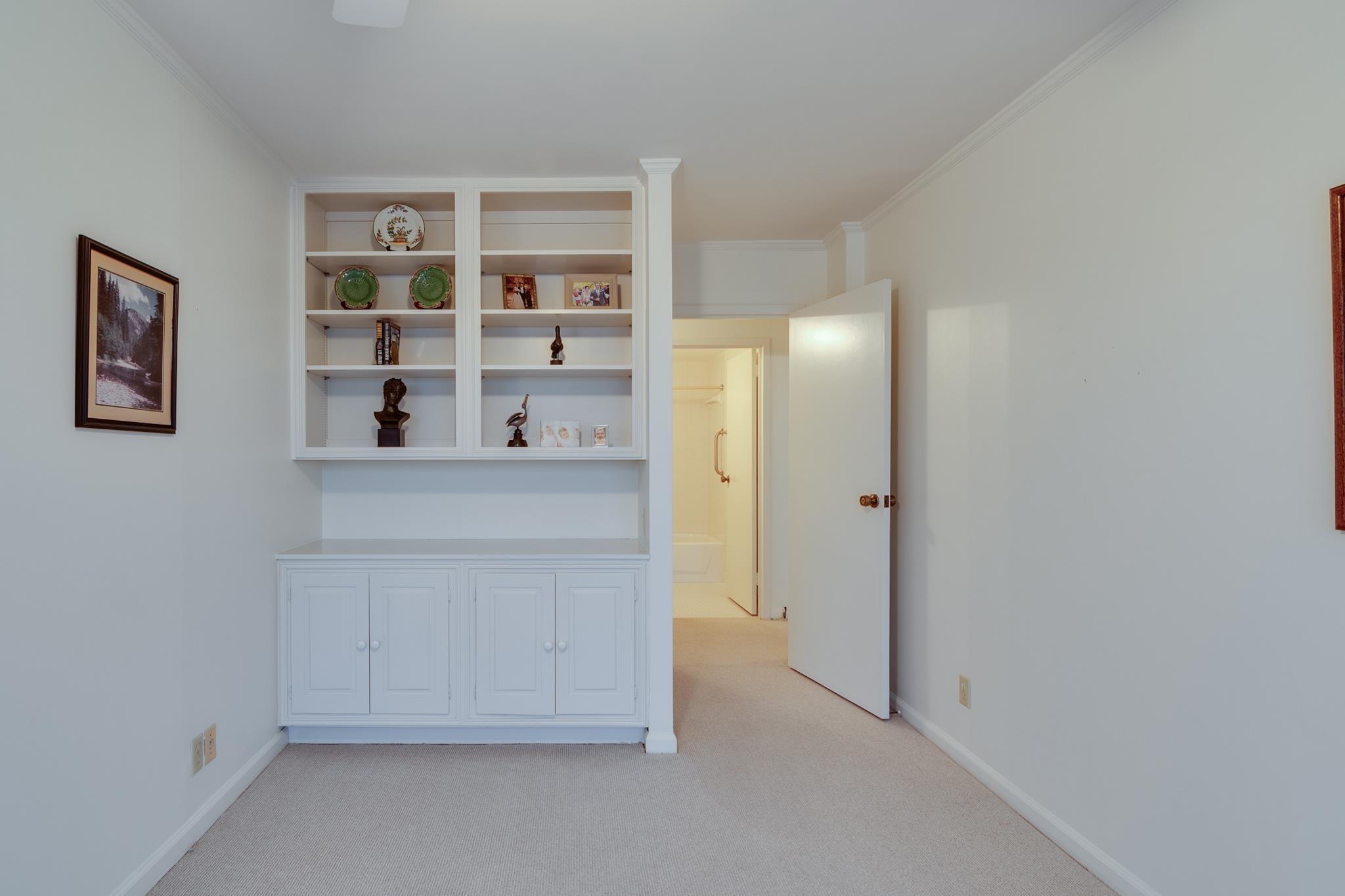 232 S HIGHLAND ST Unit: 1005