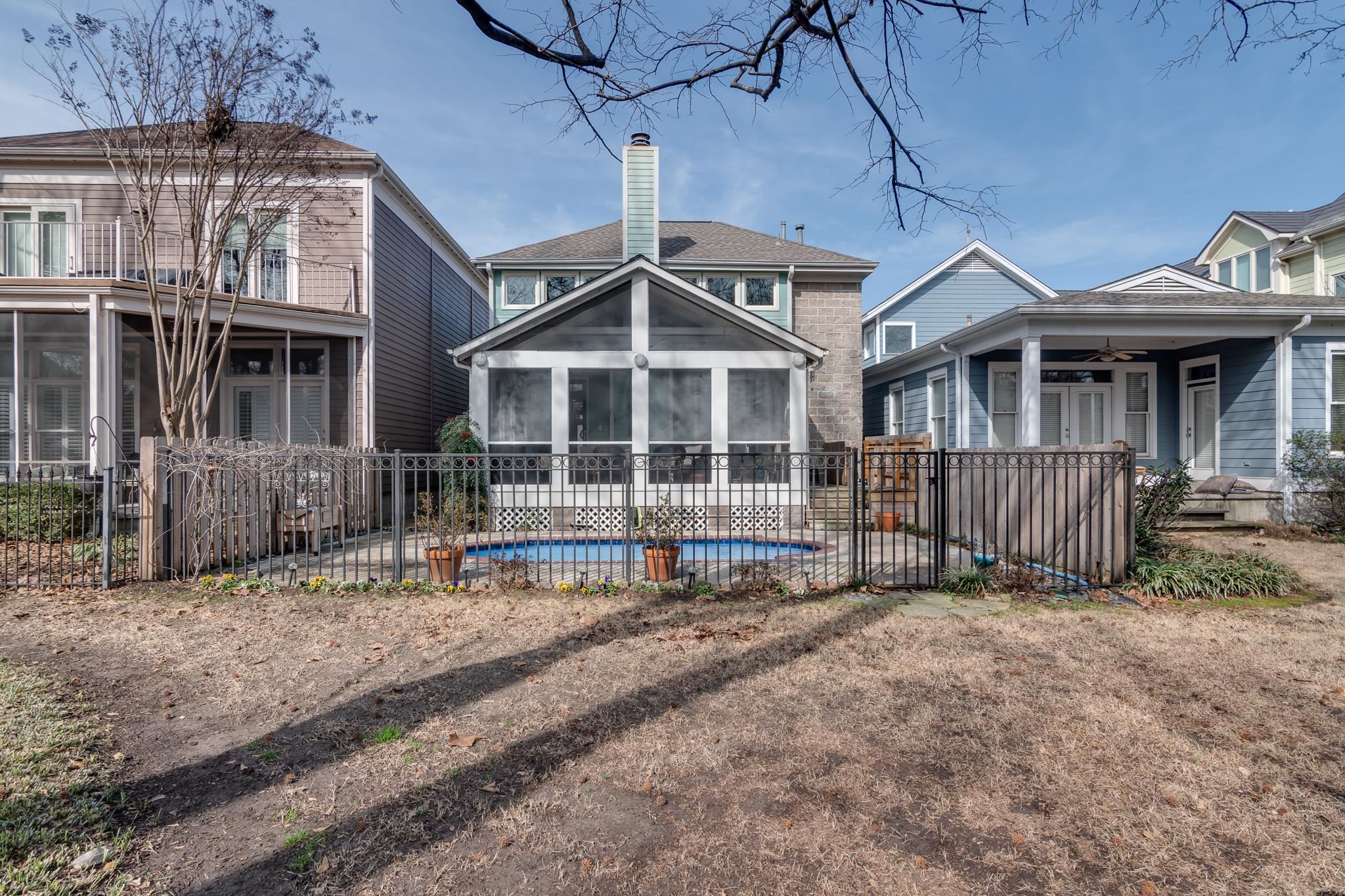 922 HARBOR BEND RD