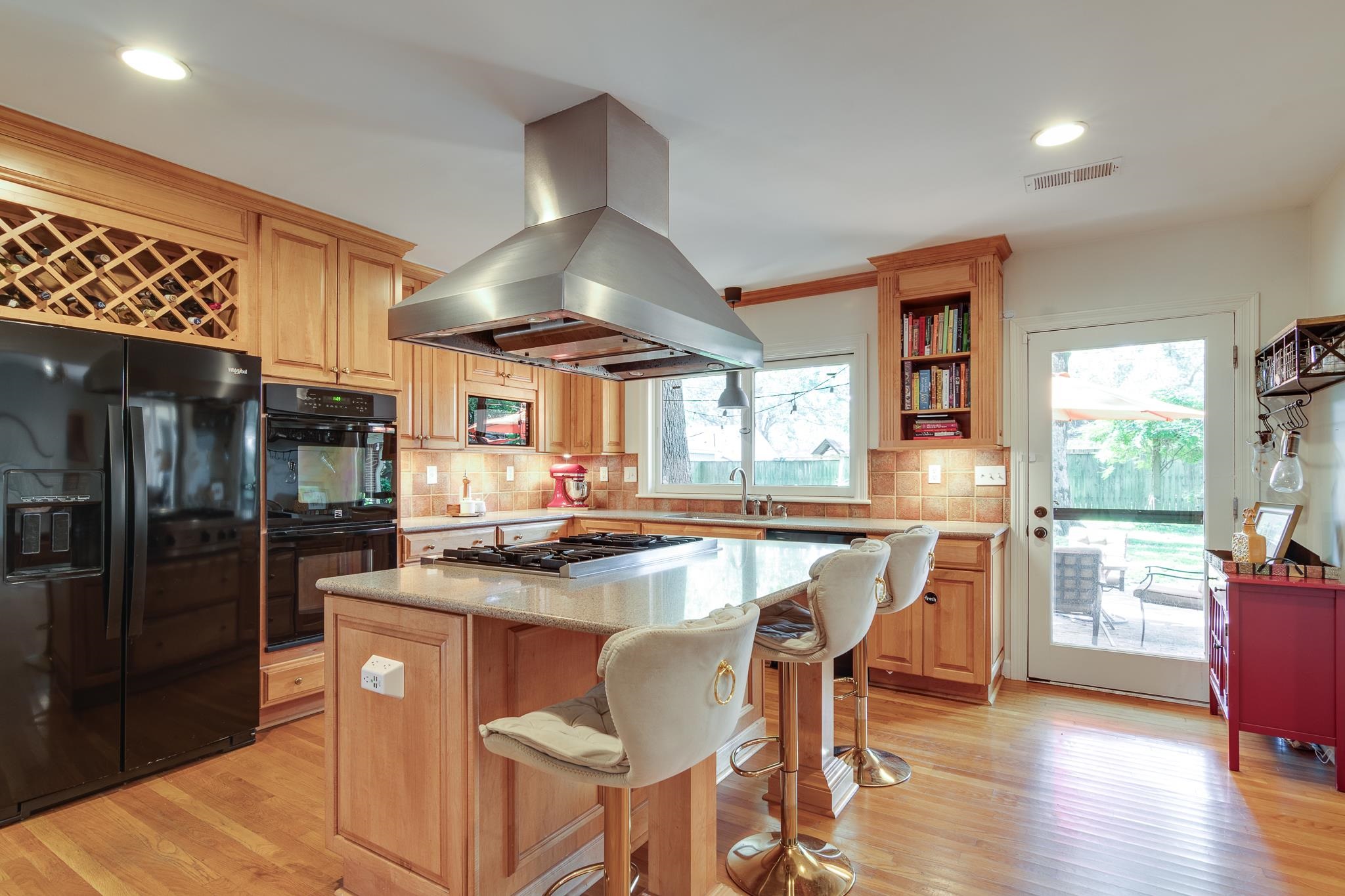 4263 BURGUNDY RD