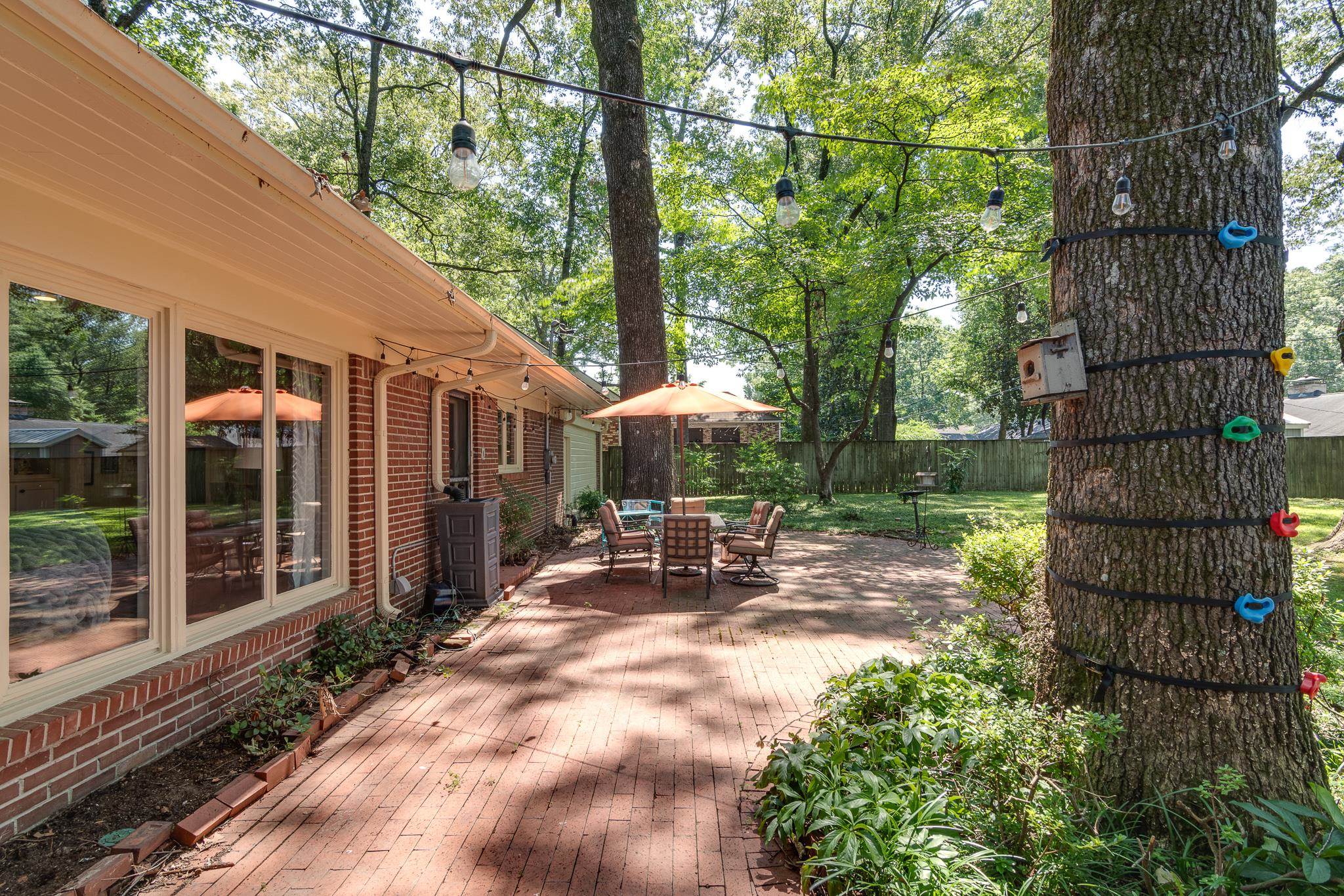 4263 BURGUNDY RD