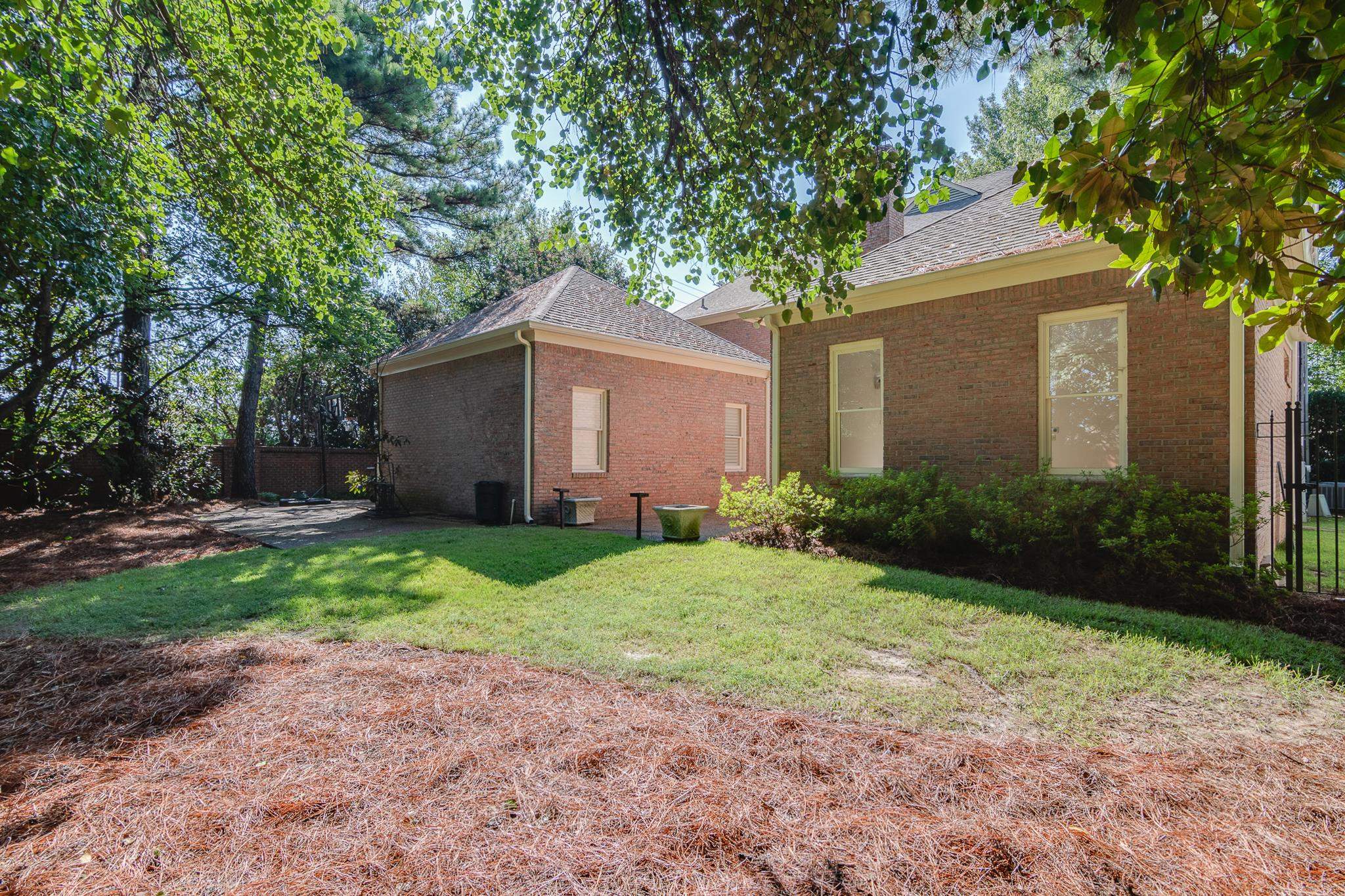 29 E CHICKASAW CV