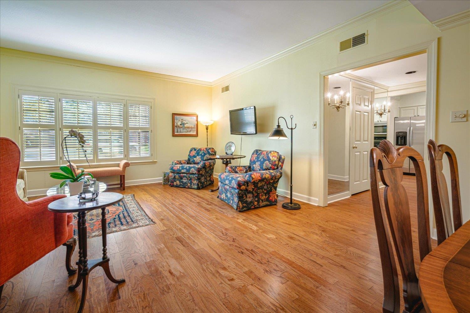 585 S GREER ST Unit: 103