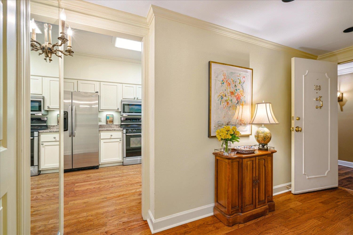 585 S GREER ST Unit: 103