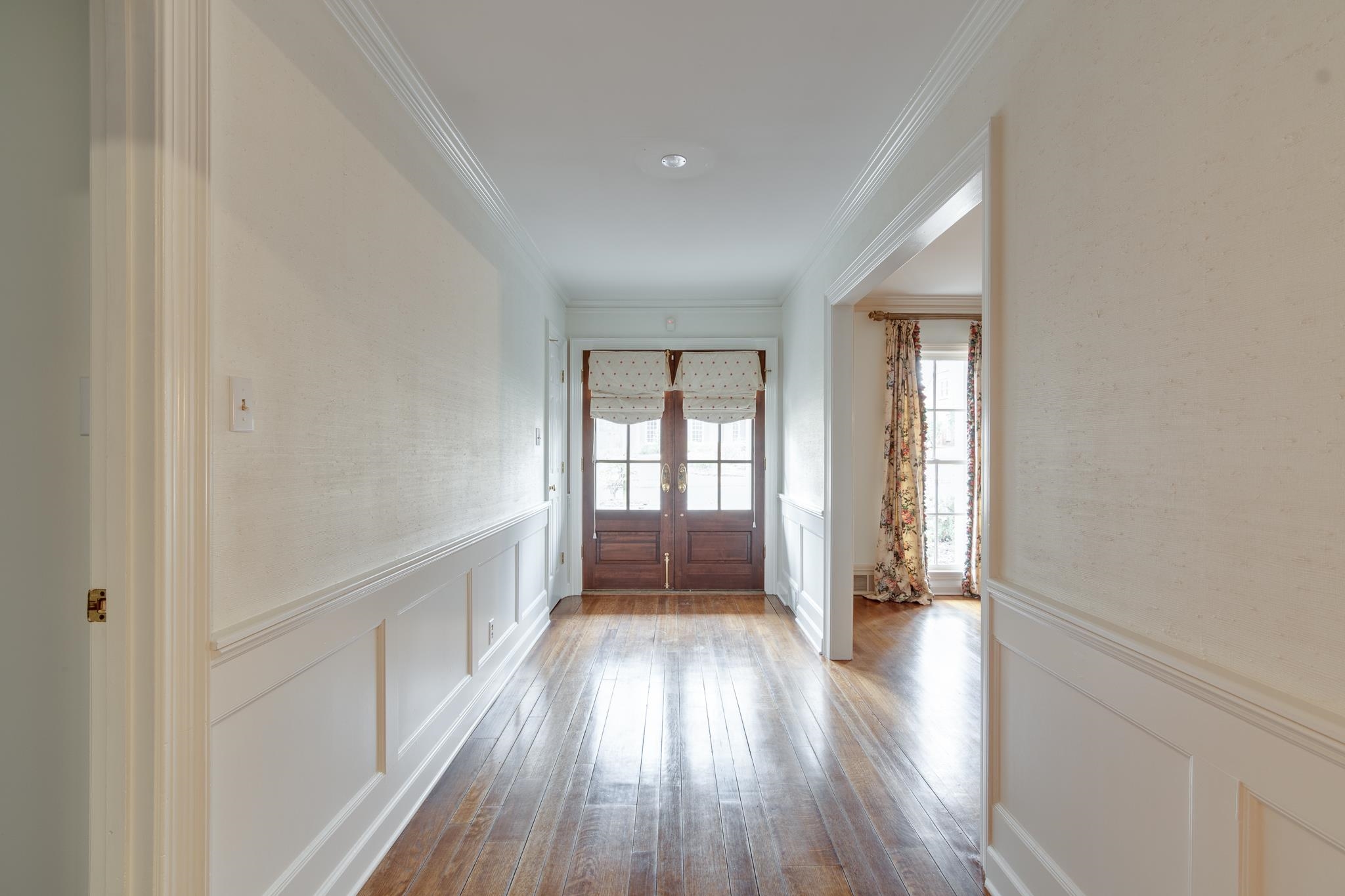 6367 BROOKS MANOR CV