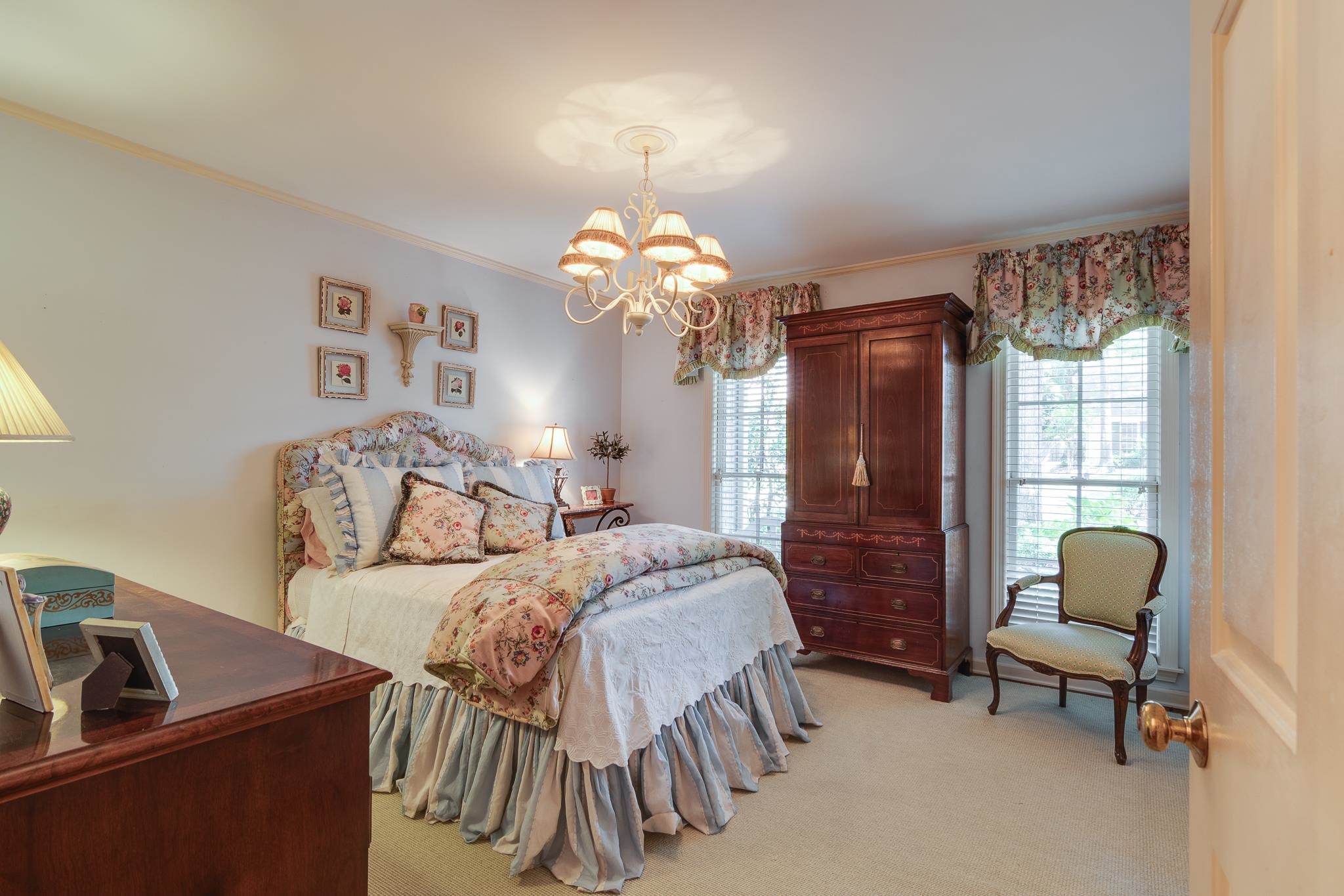 6367 BROOKS MANOR CV