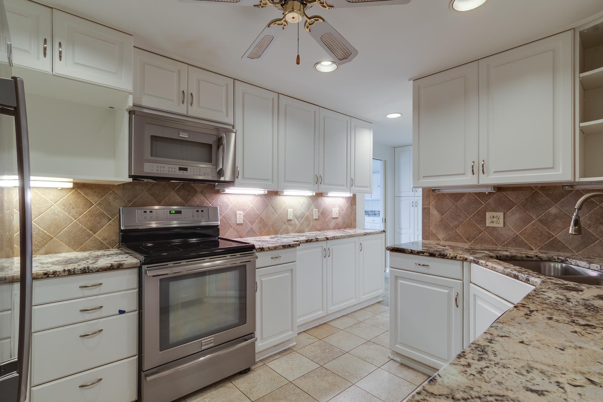 475 N HIGHLAND ST N Unit: 12EF