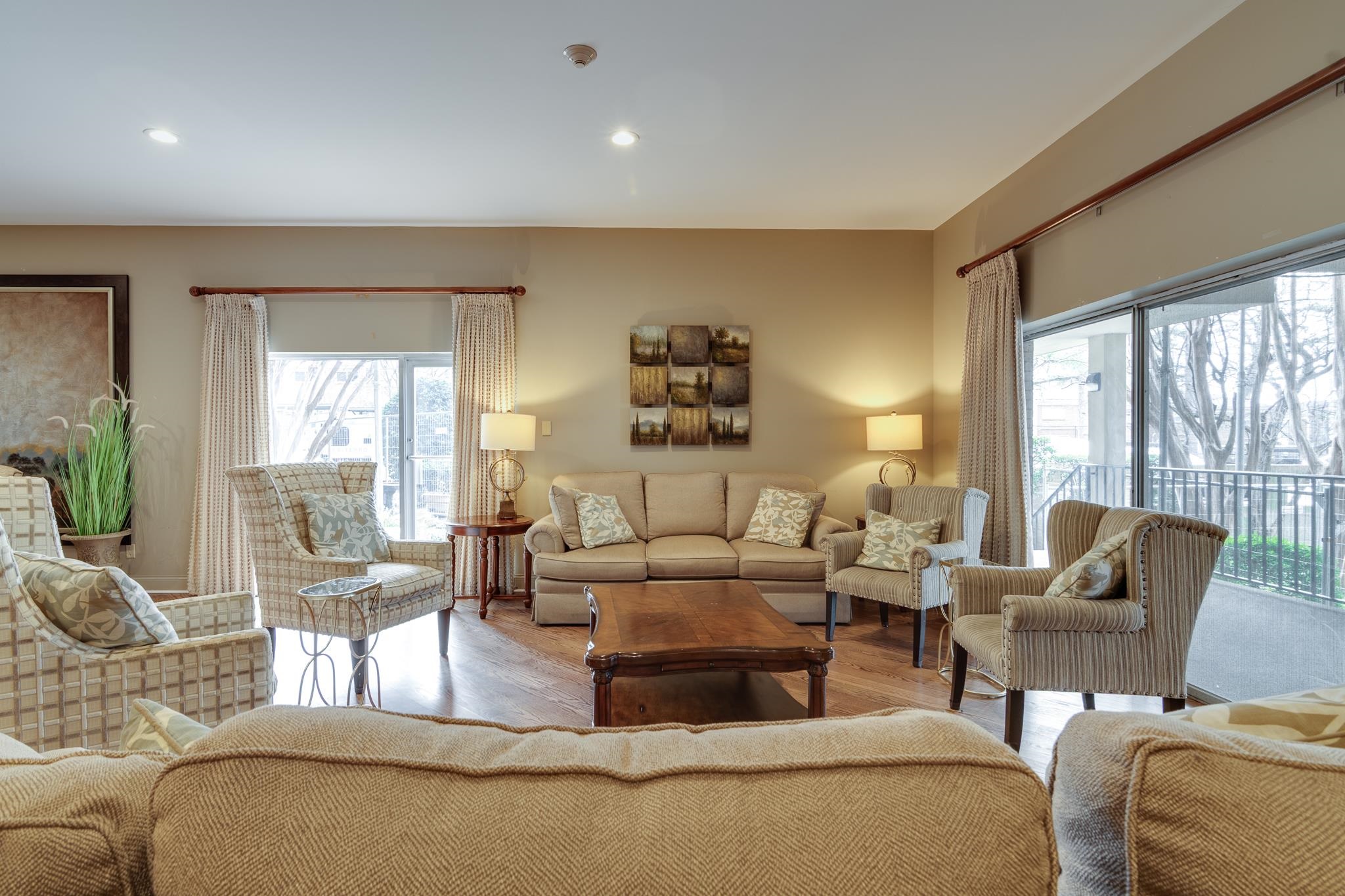 475 N HIGHLAND ST N Unit: 12EF