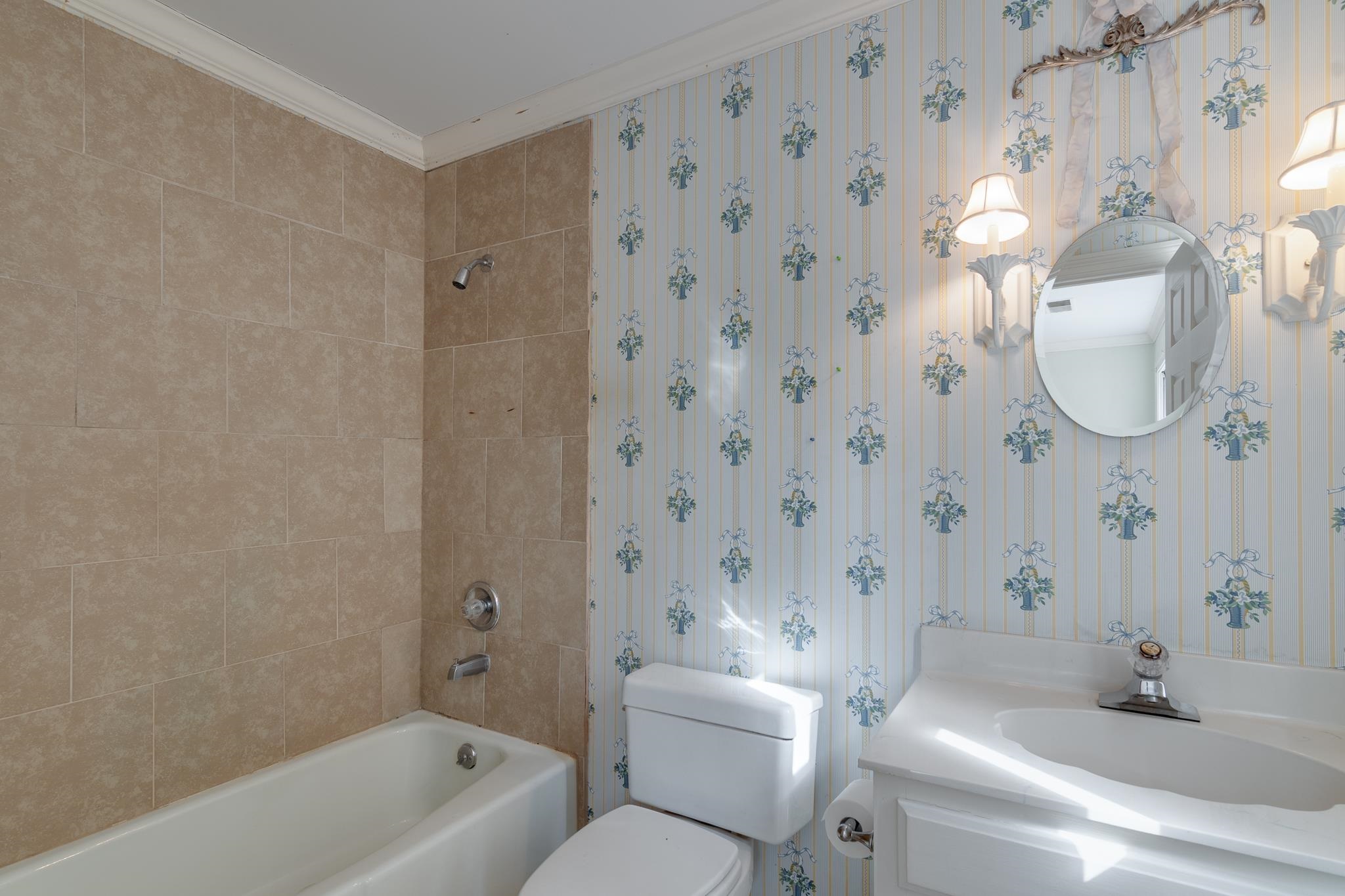 9005 SUMMER GROVE CV