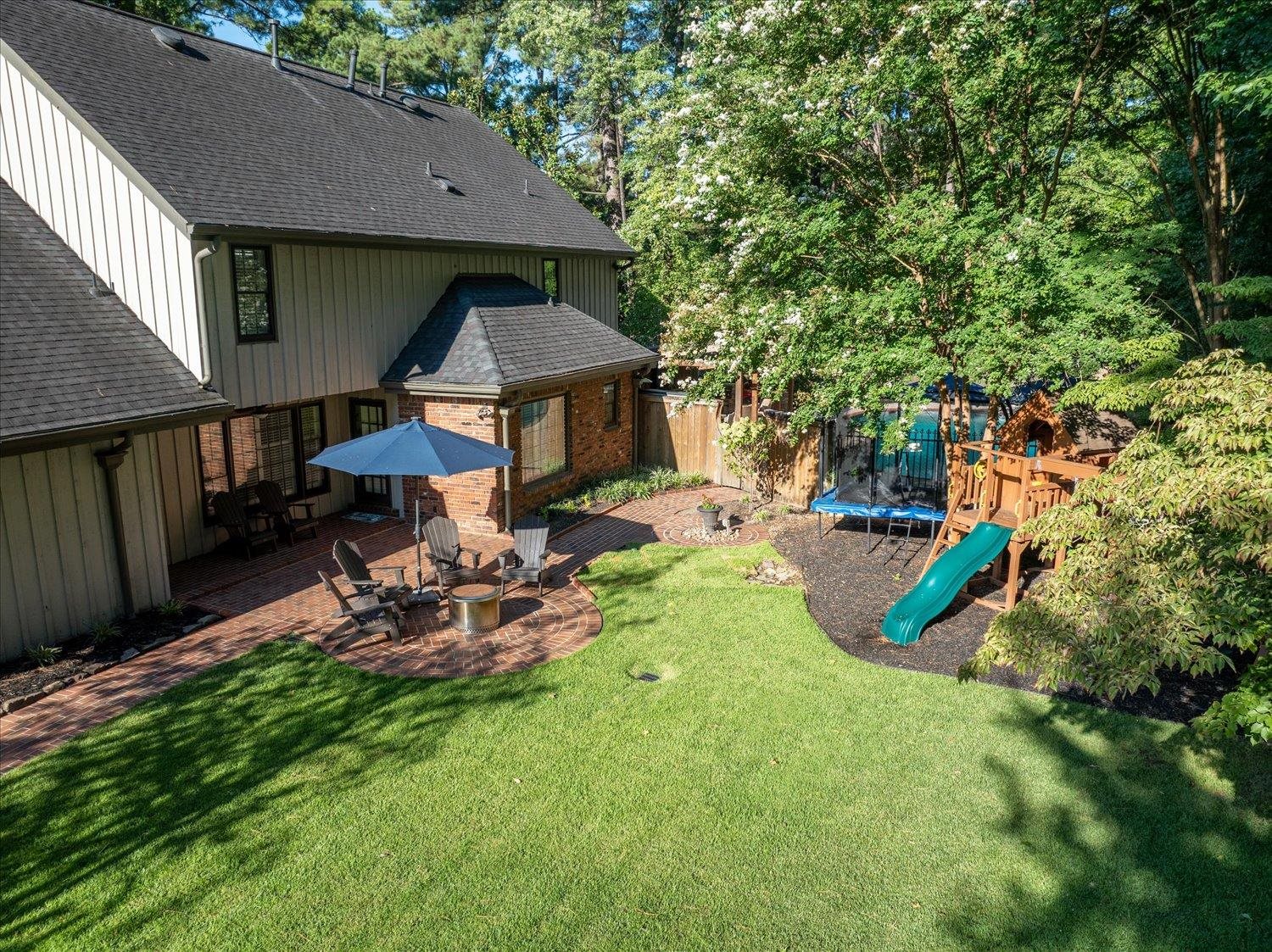 8198 BLAIR LN