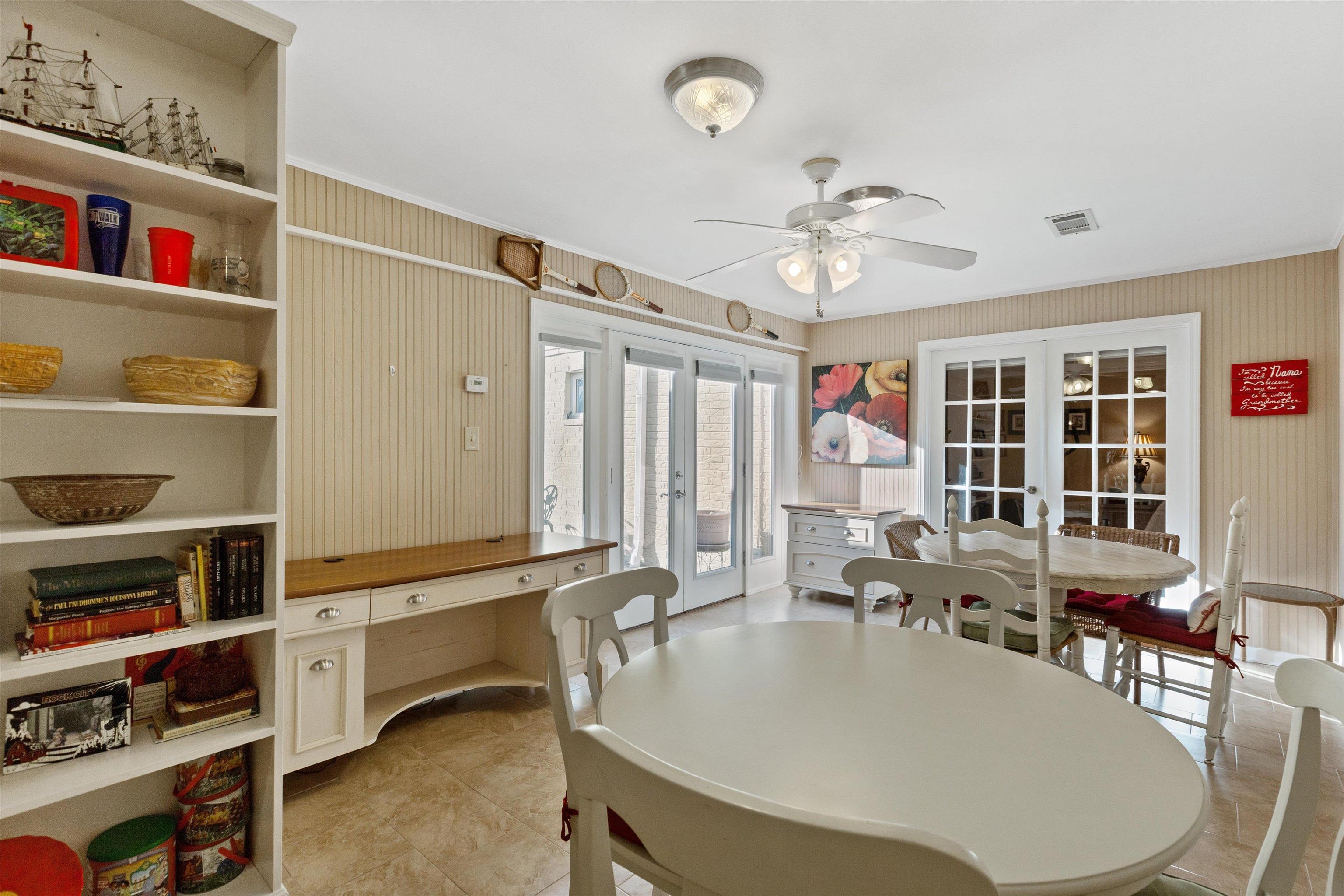 1357 BROOKSIDE DR
