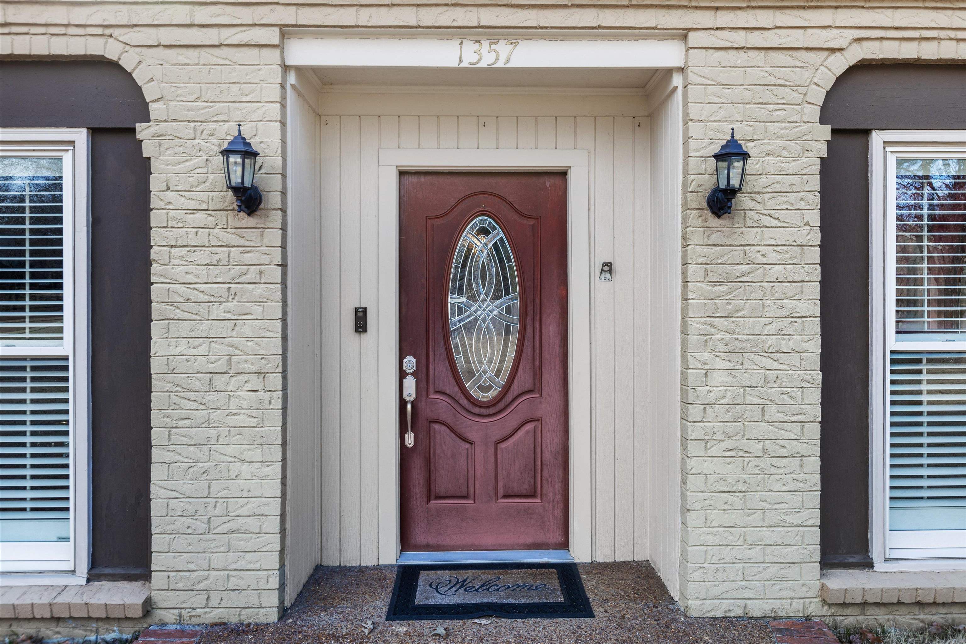 1357 BROOKSIDE DR
