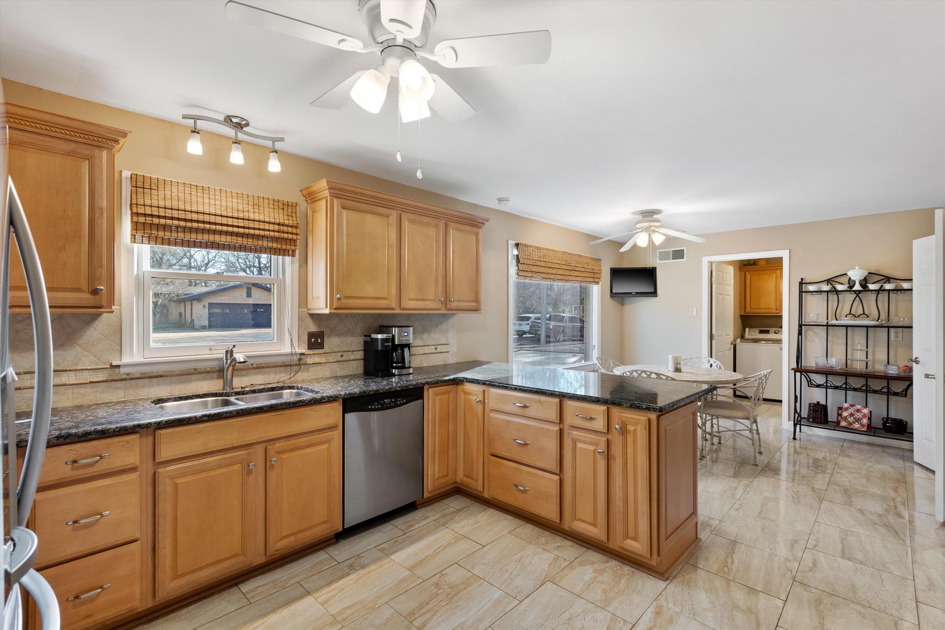 1357 BROOKSIDE DR