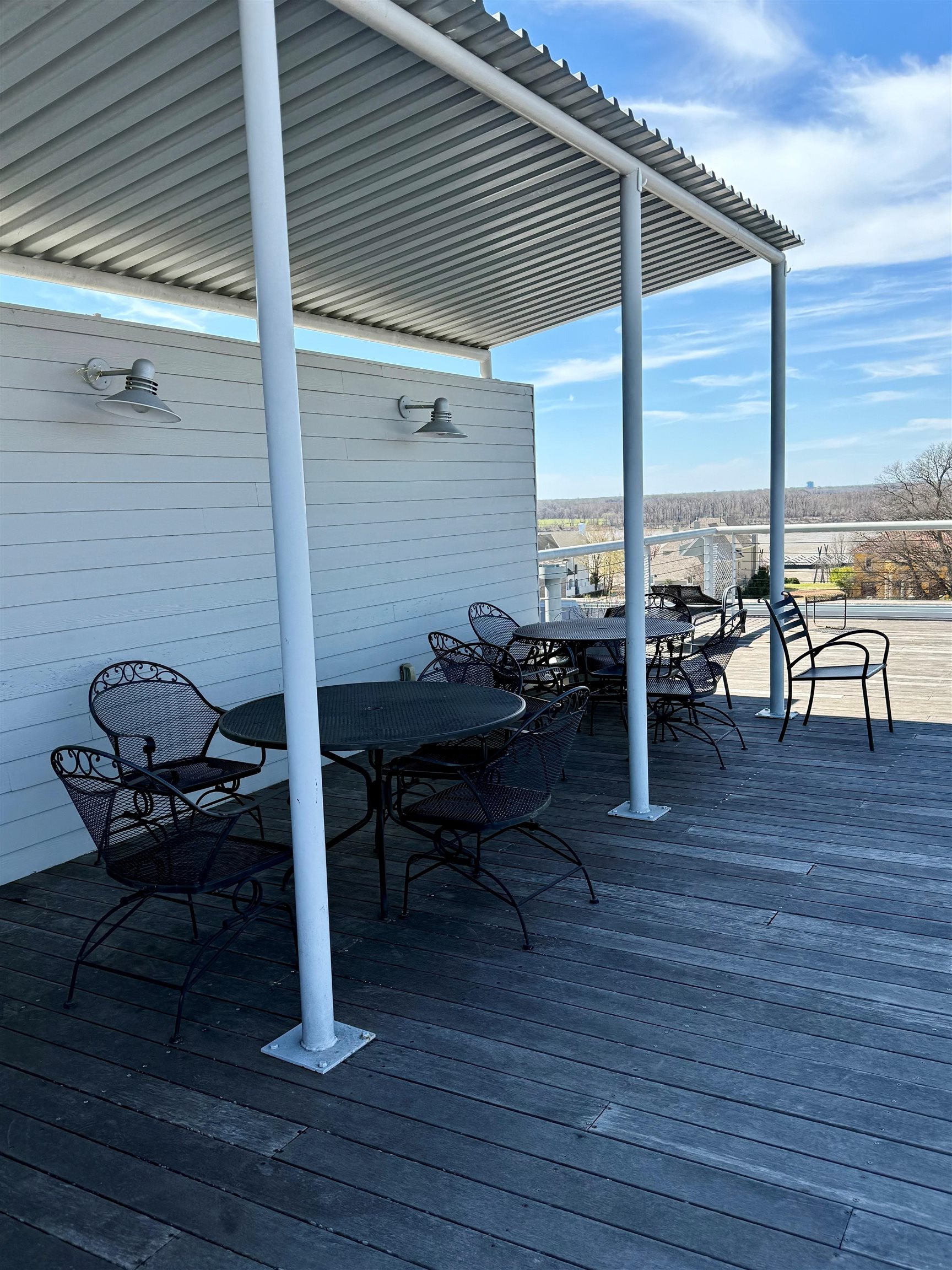 408 S FRONT ST Unit: 305