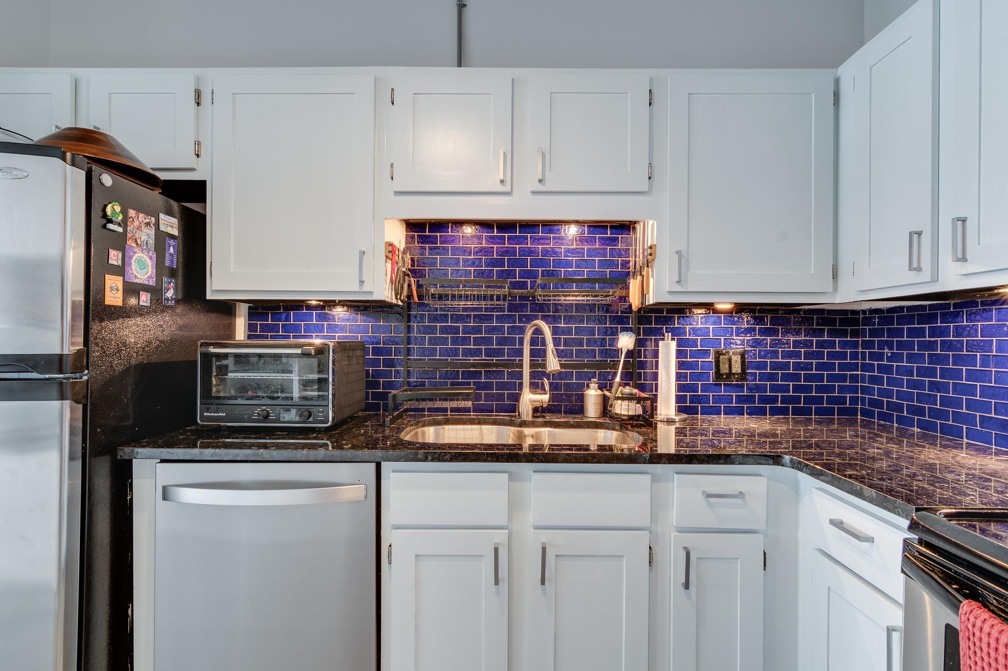 408 S FRONT ST Unit: 305