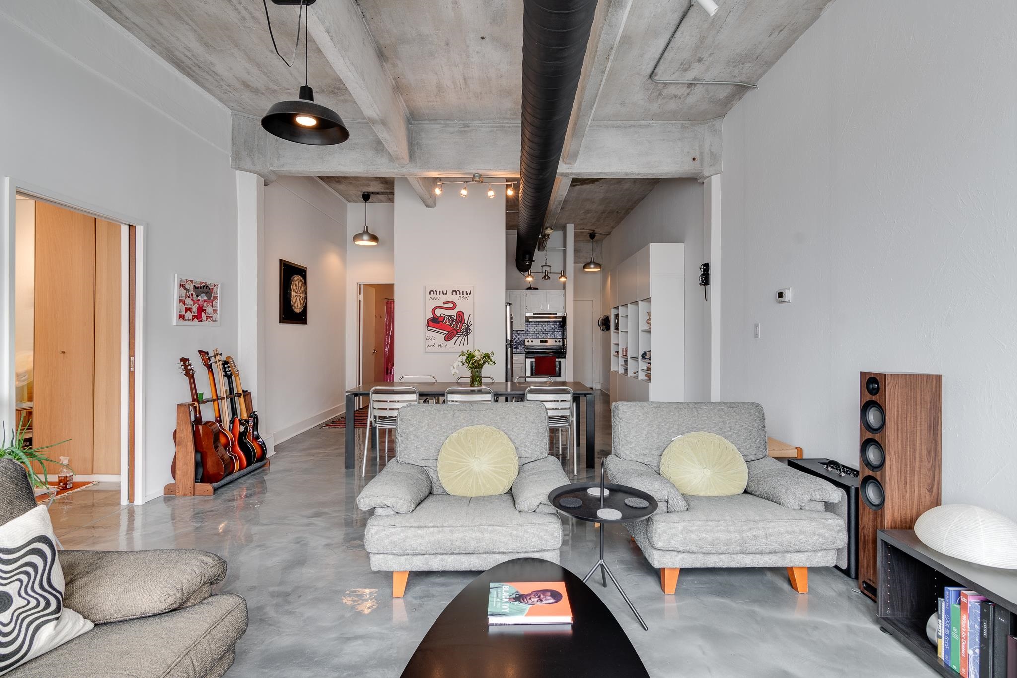 408 S FRONT ST Unit: 305