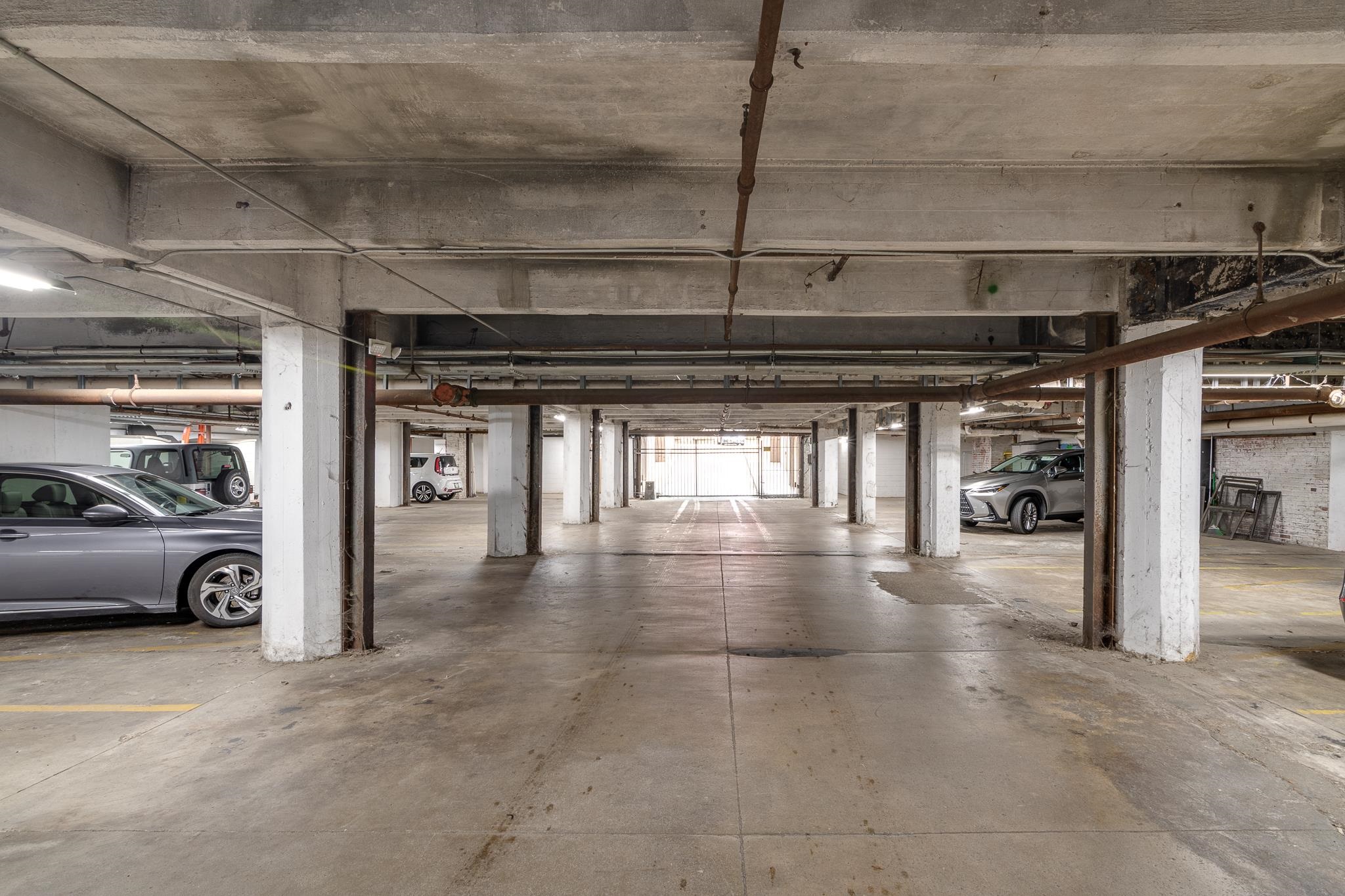 408 S FRONT ST Unit: 305