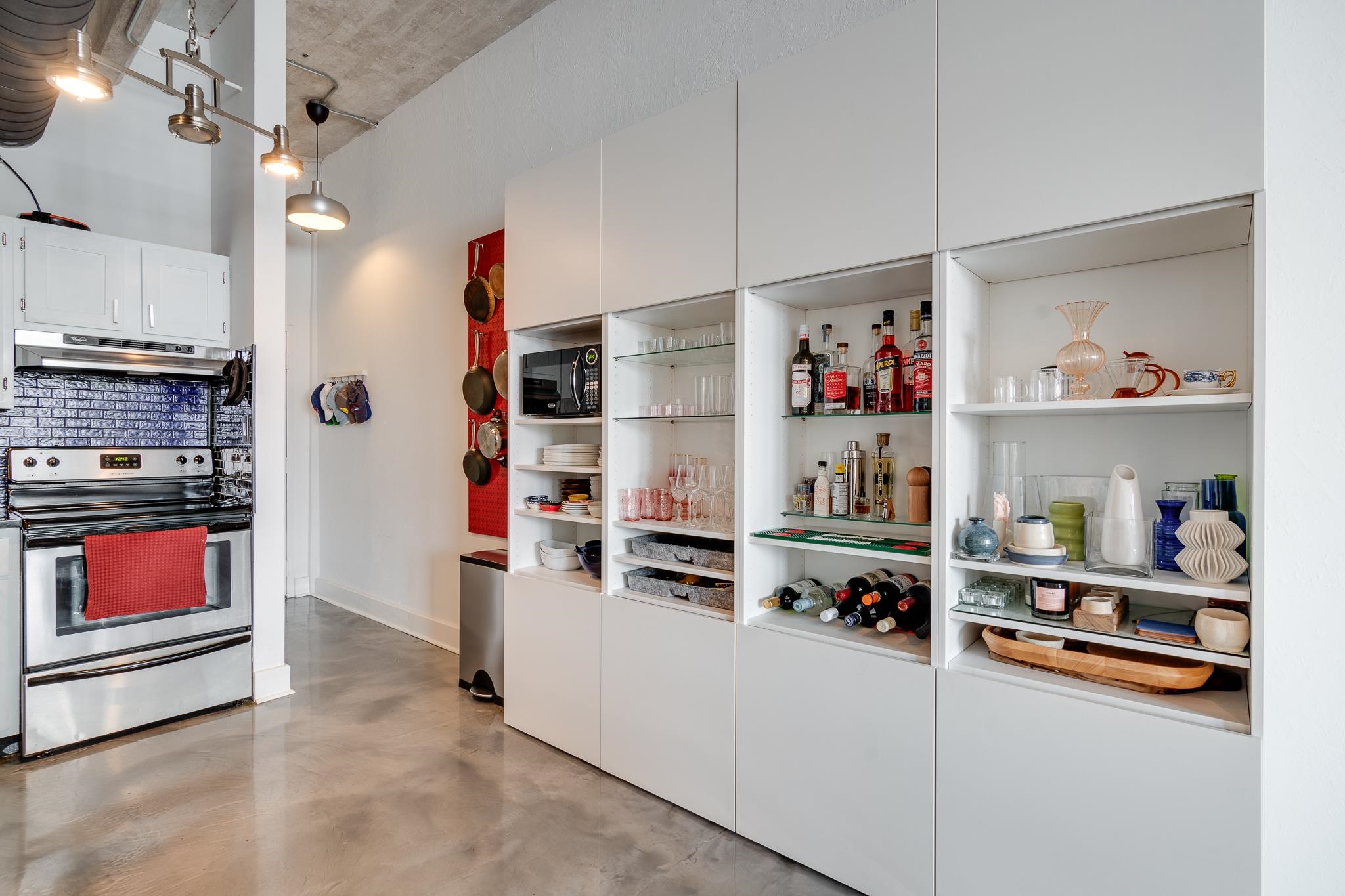 408 S FRONT ST Unit: 305