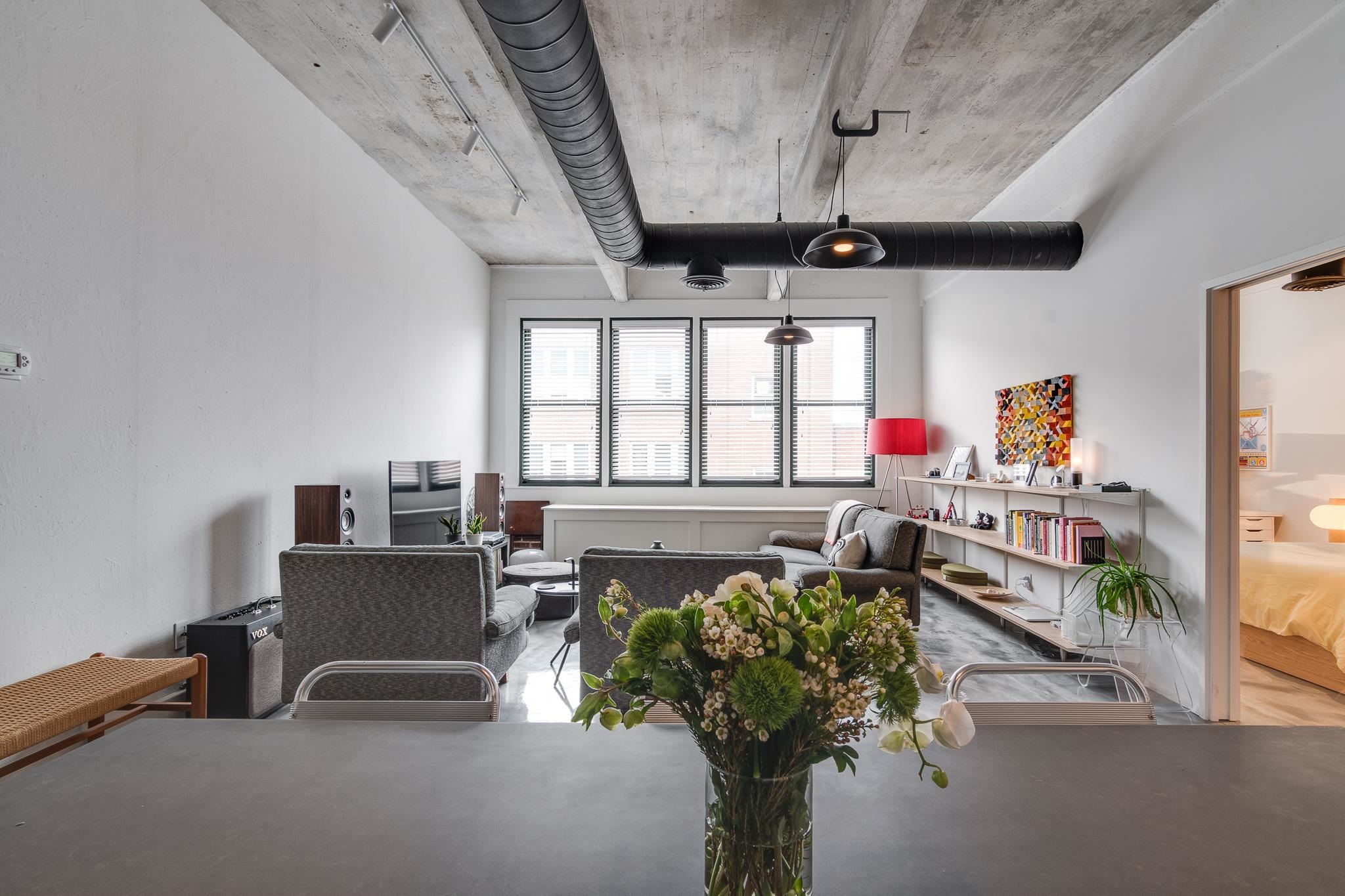 408 S FRONT ST Unit: 305