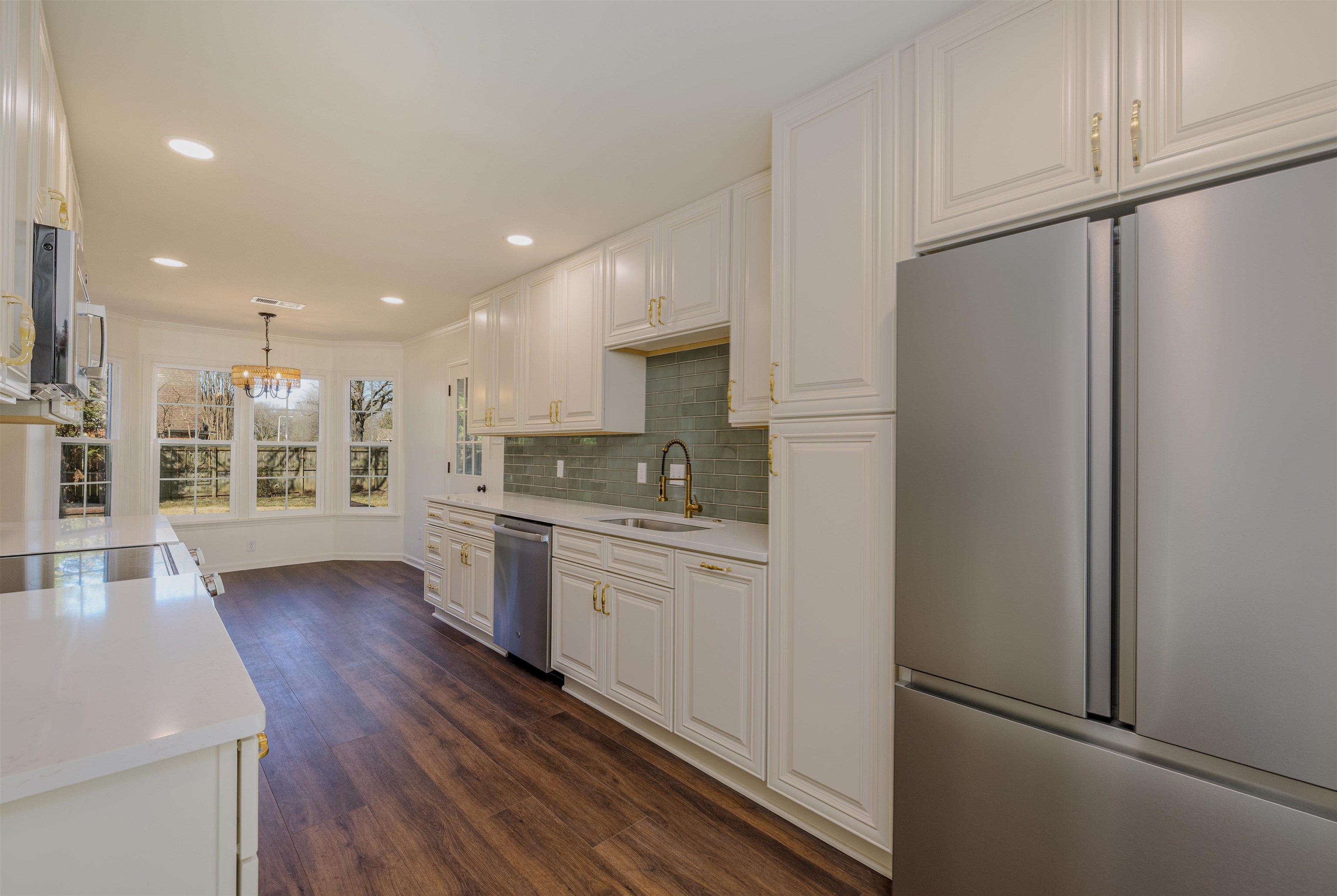 935 WINLEAF DR
