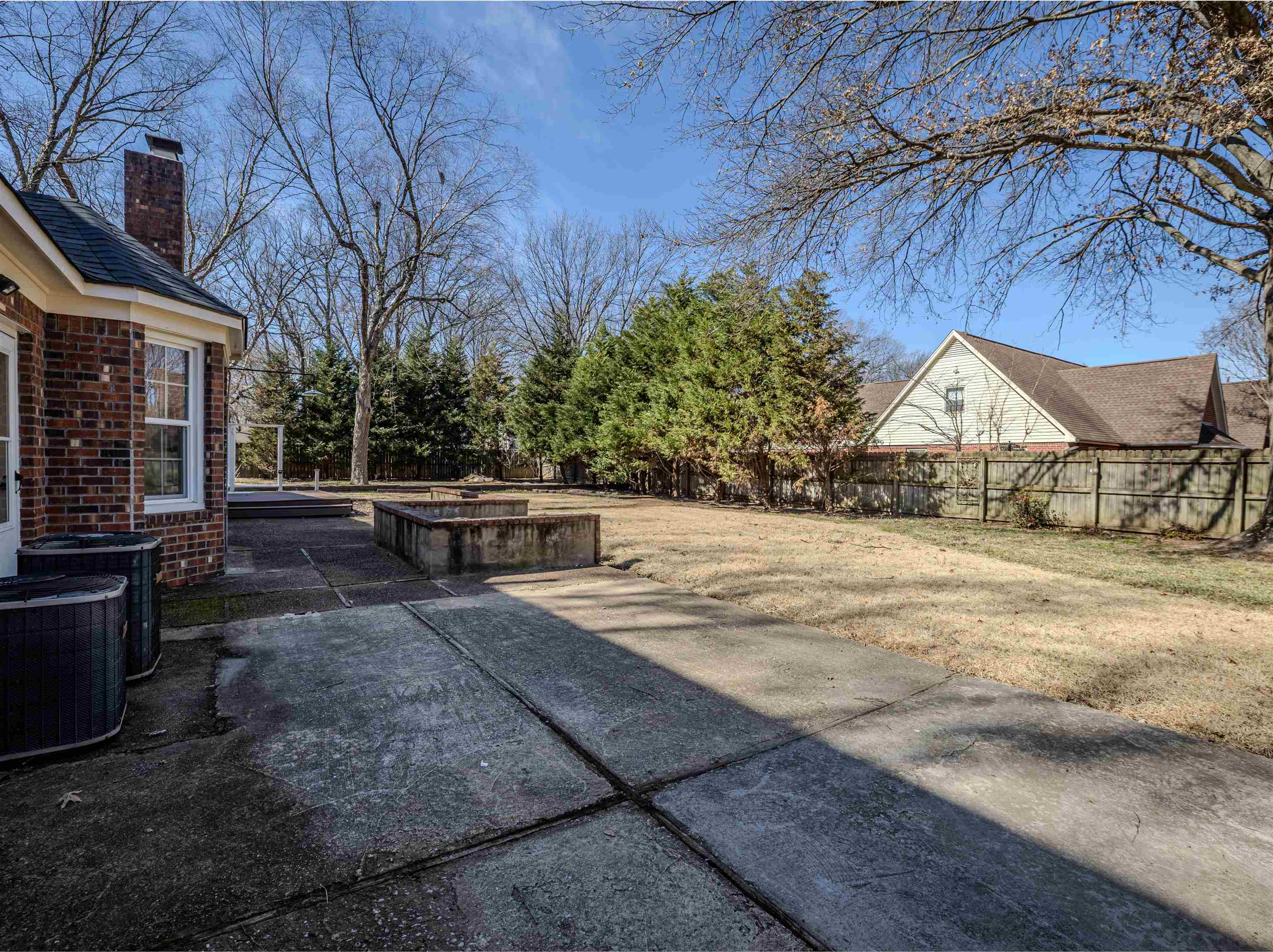 935 WINLEAF DR