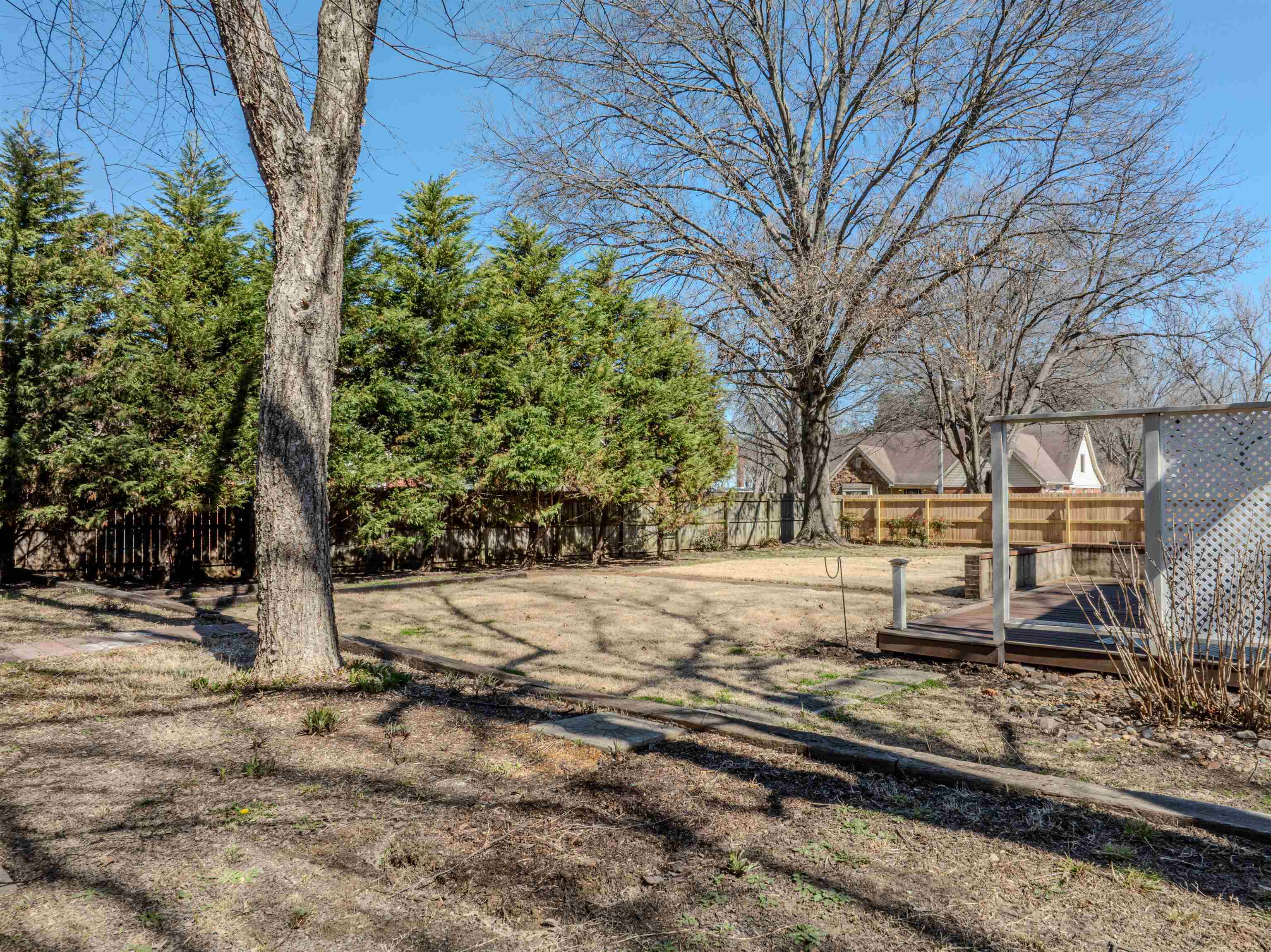935 WINLEAF DR