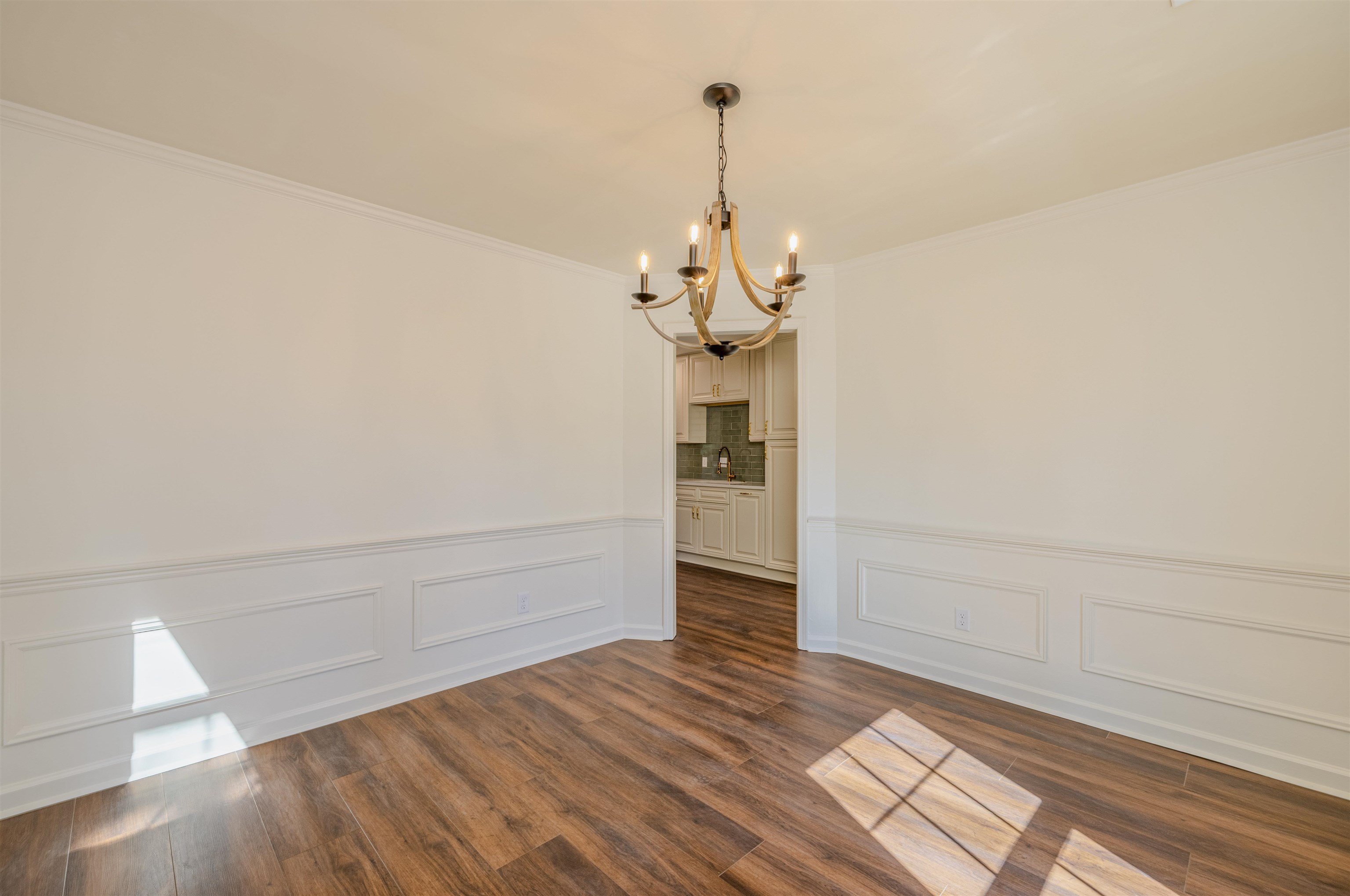 935 WINLEAF DR