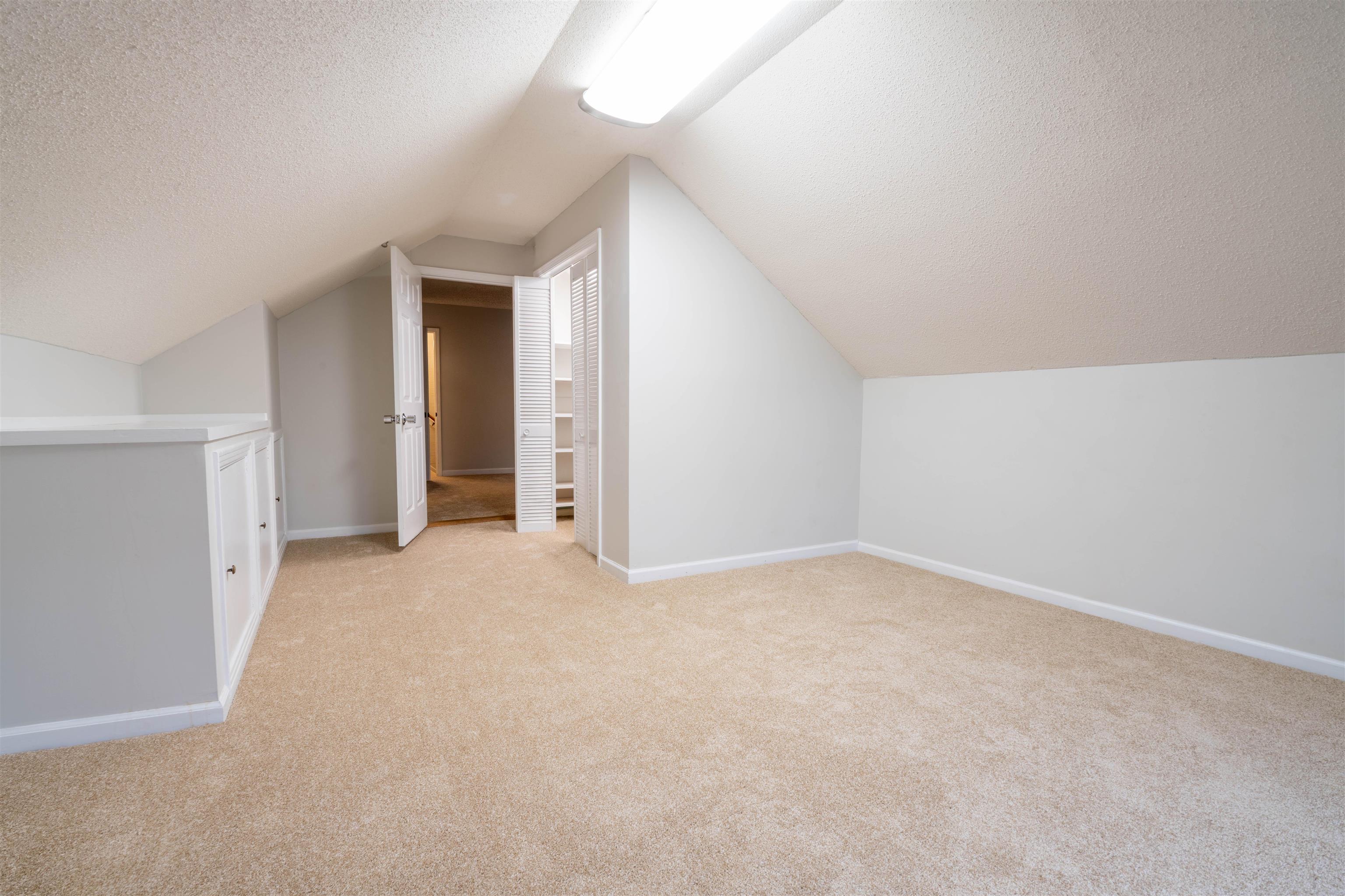 2018 WOODGATE DR