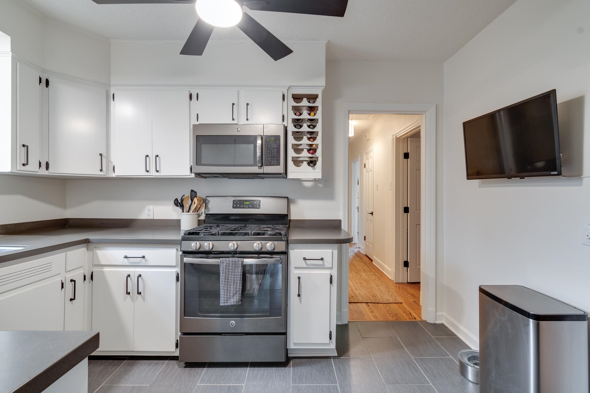 3689 HIGHLAND PARK RD