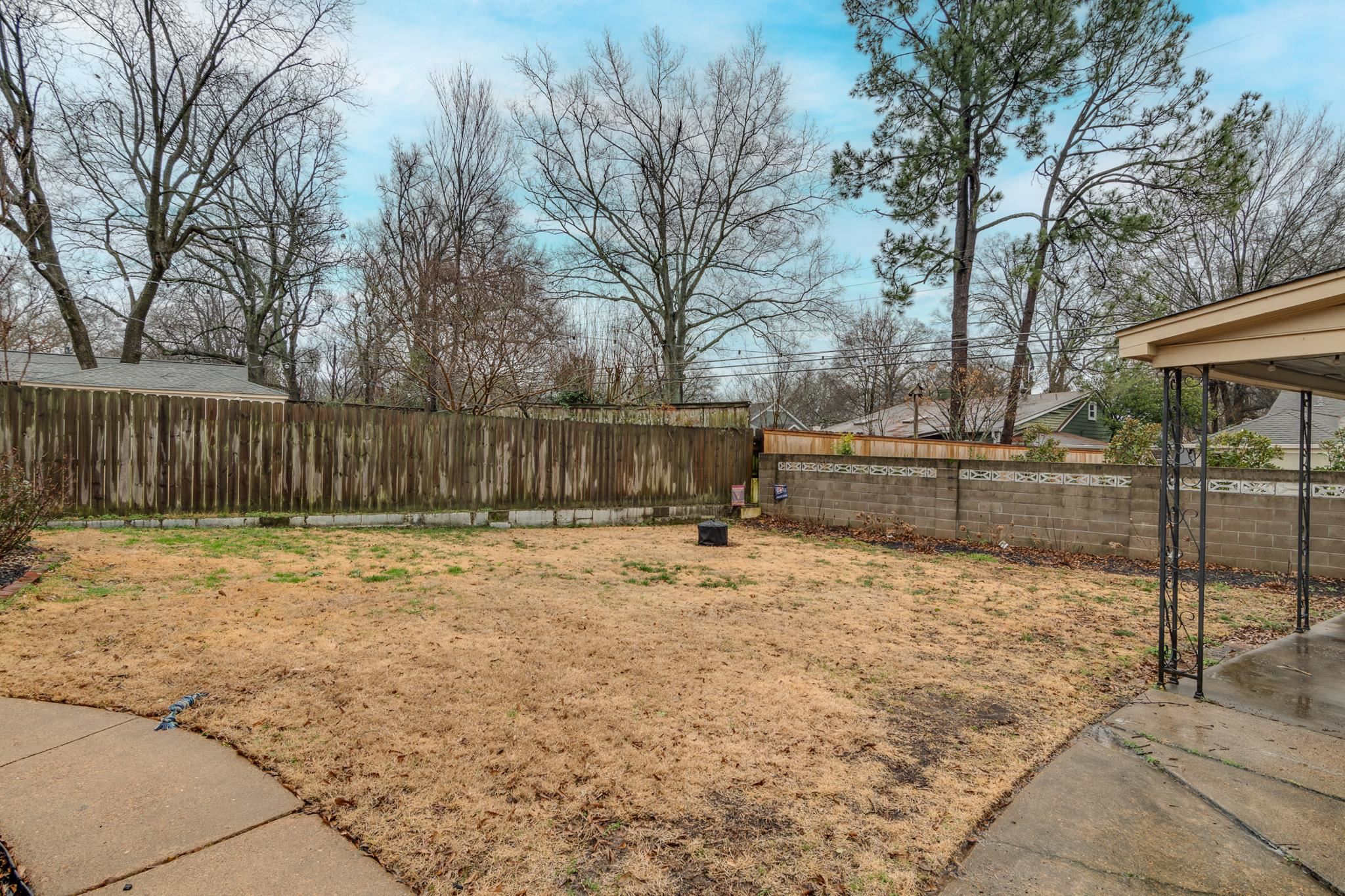 3689 HIGHLAND PARK RD