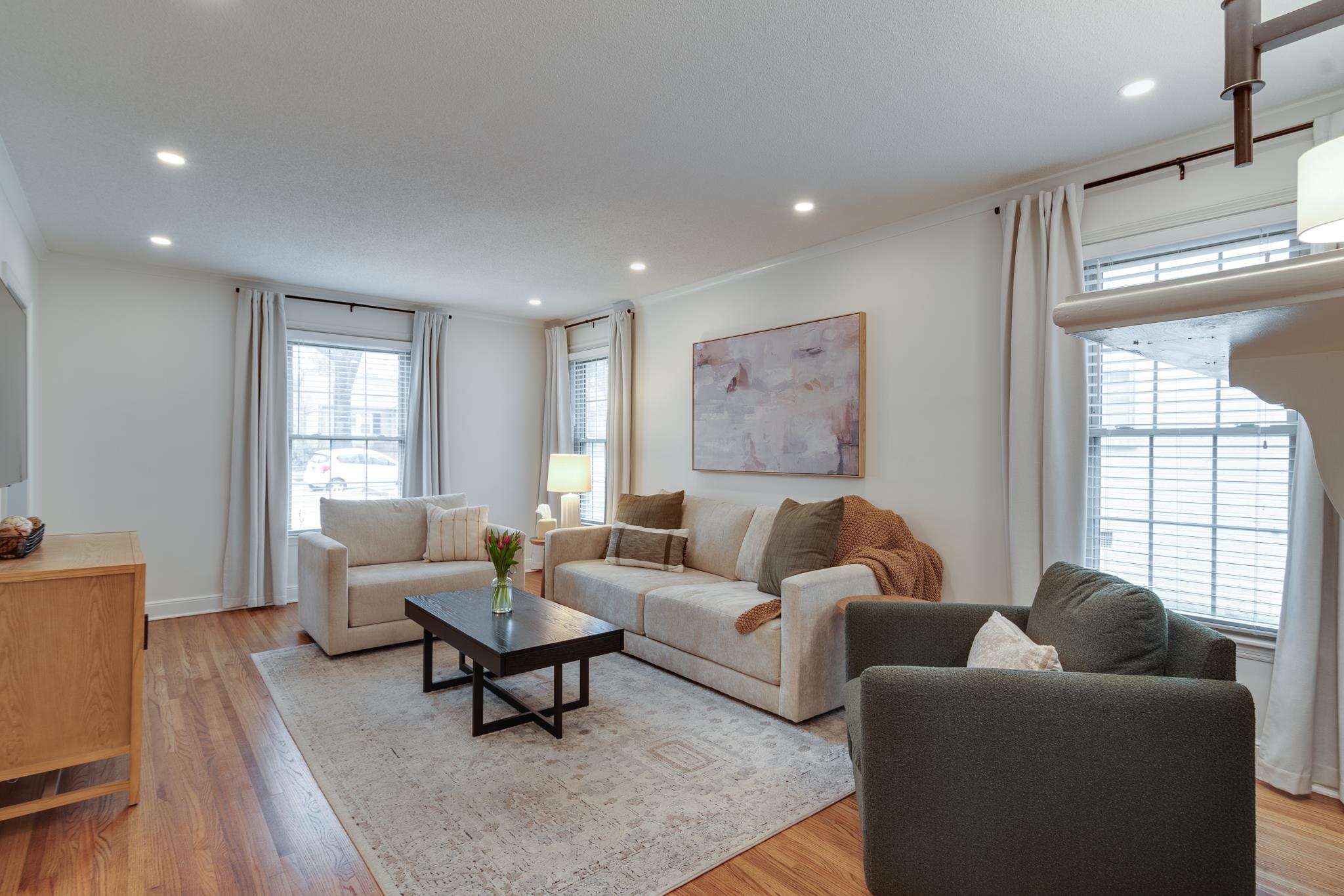 3689 HIGHLAND PARK RD