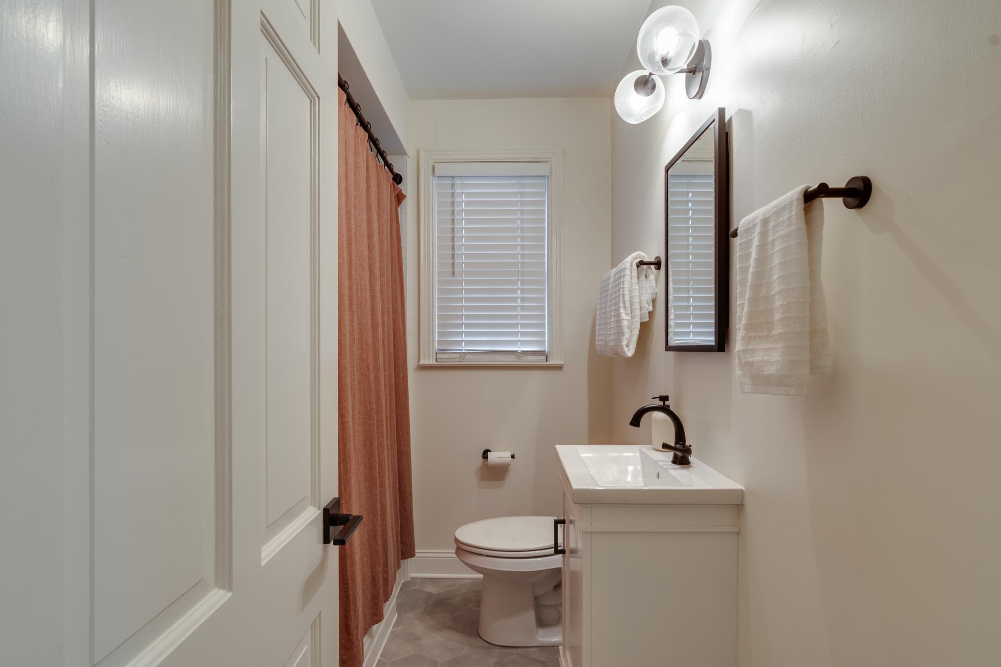 3689 HIGHLAND PARK RD