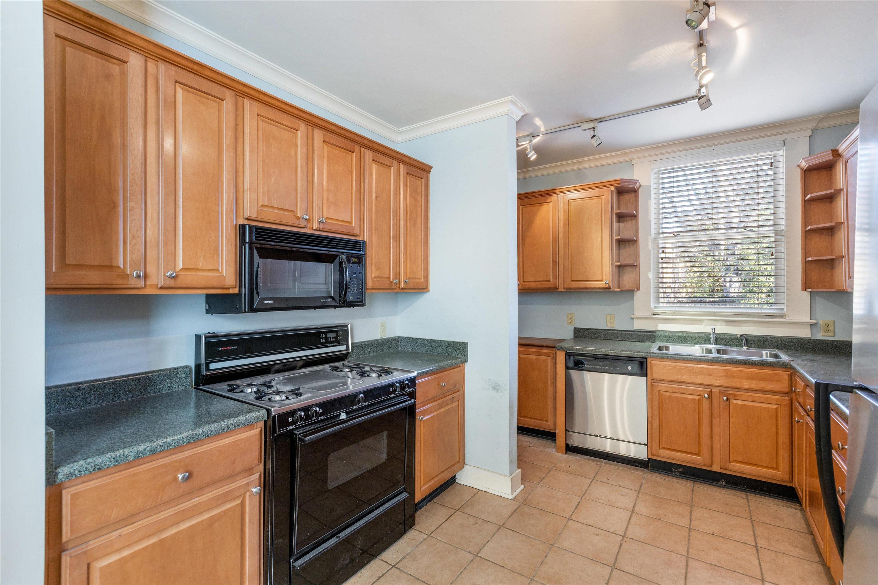 1960 HIGBEE AVE