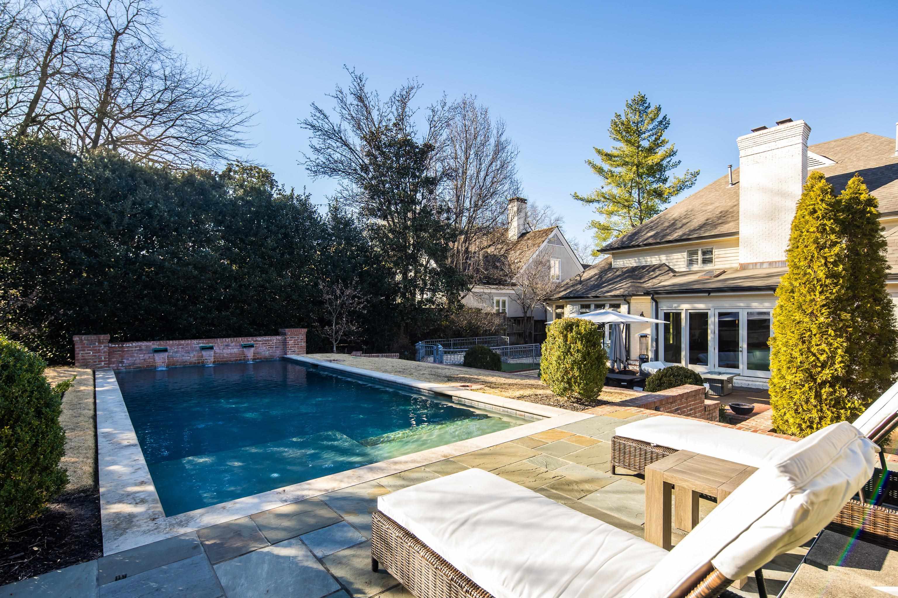 66 WYCHEWOOD DR