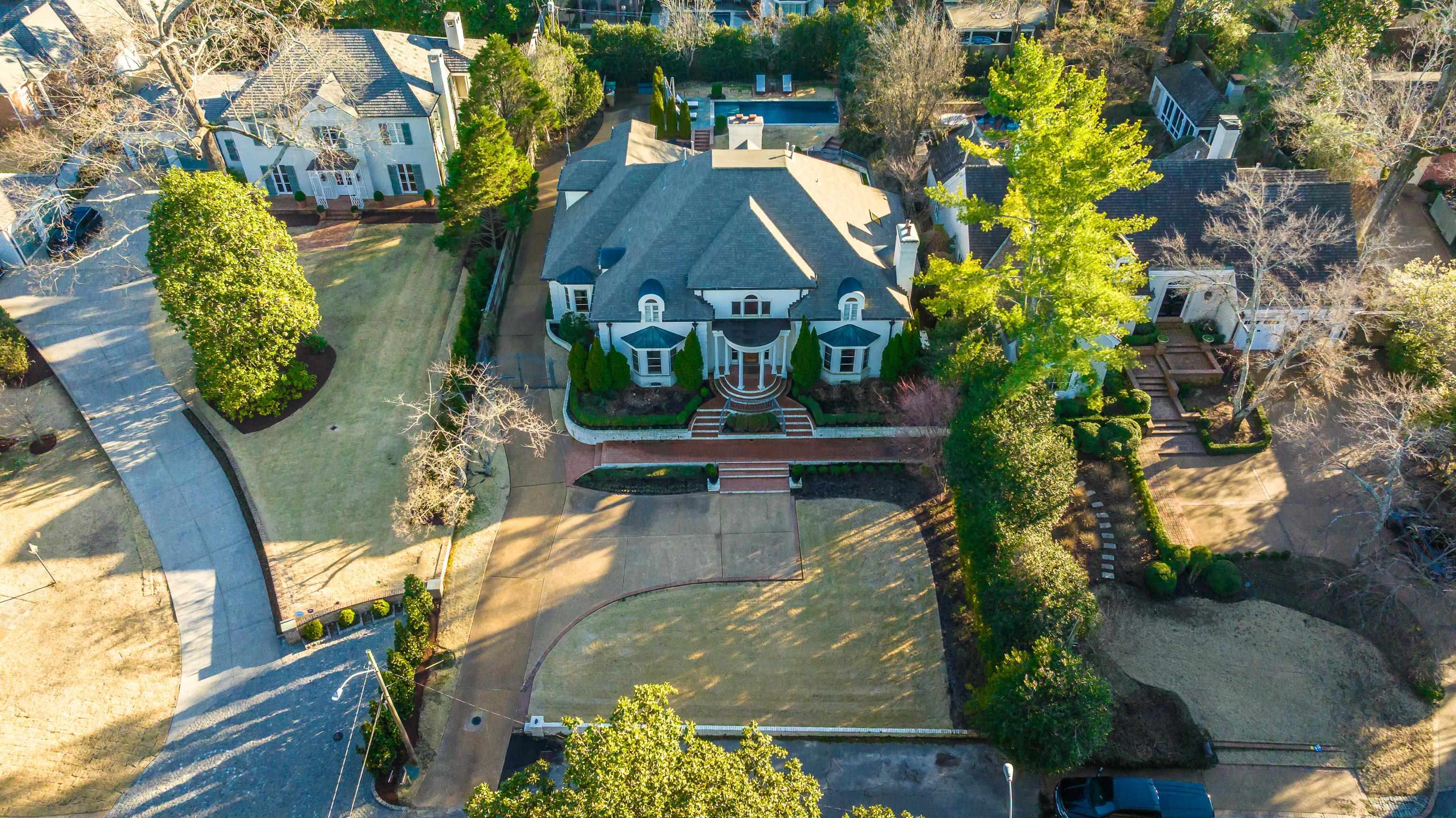 66 WYCHEWOOD DR
