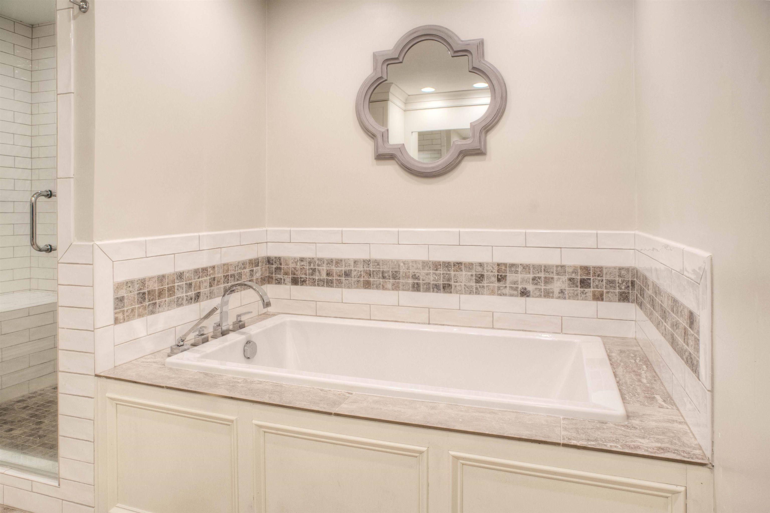 479 E RACQUET CLUB PL Unit: 479