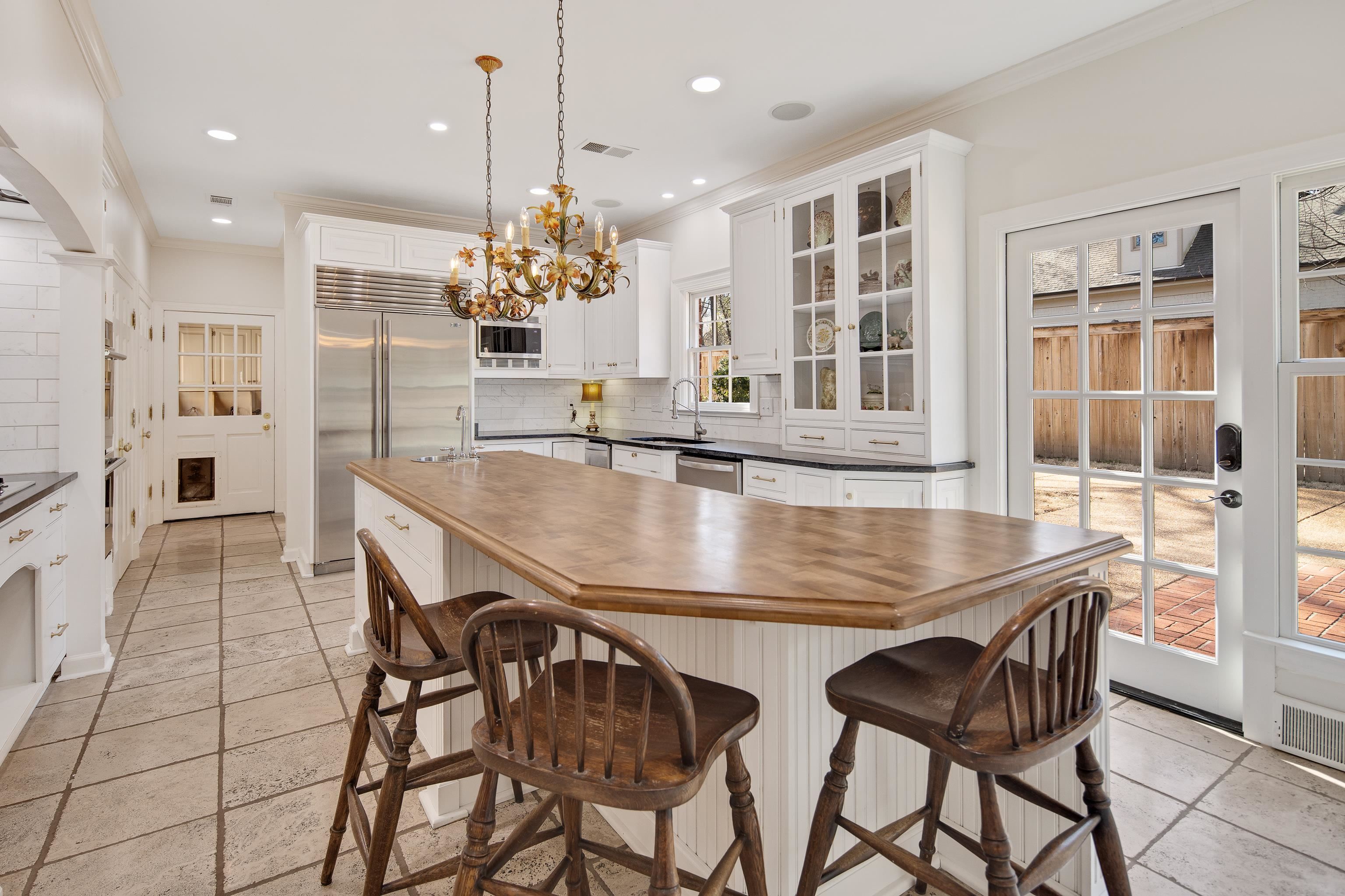 4411 NORMANDY RD
