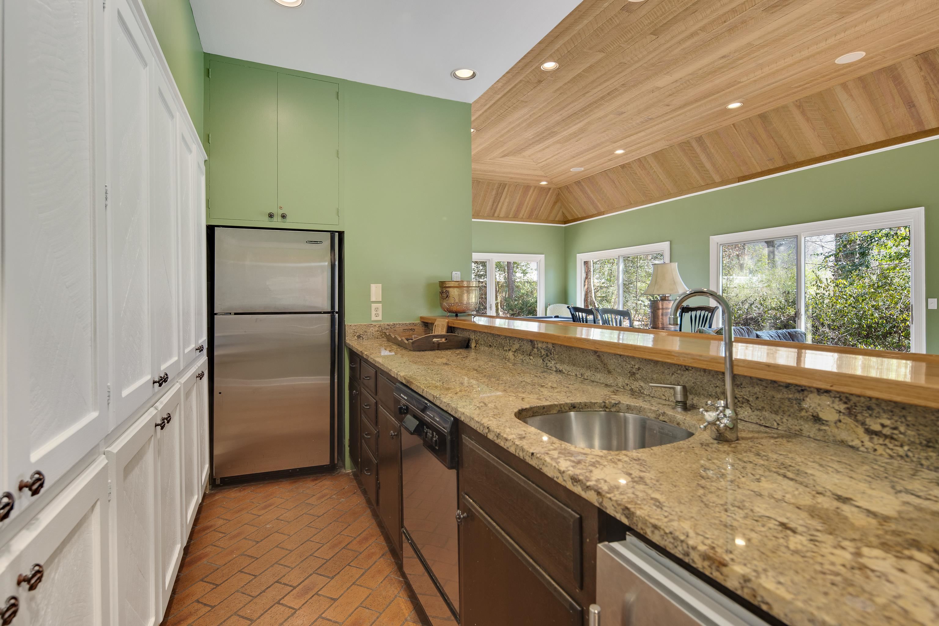 4411 NORMANDY RD