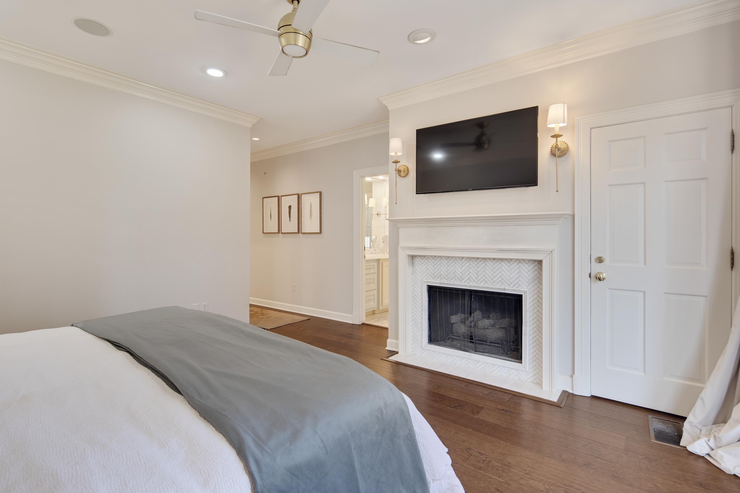 4411 NORMANDY RD