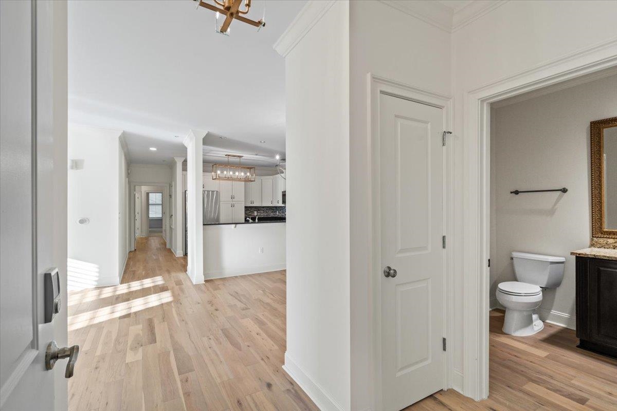 3520 CENTRAL AVE Unit: 404