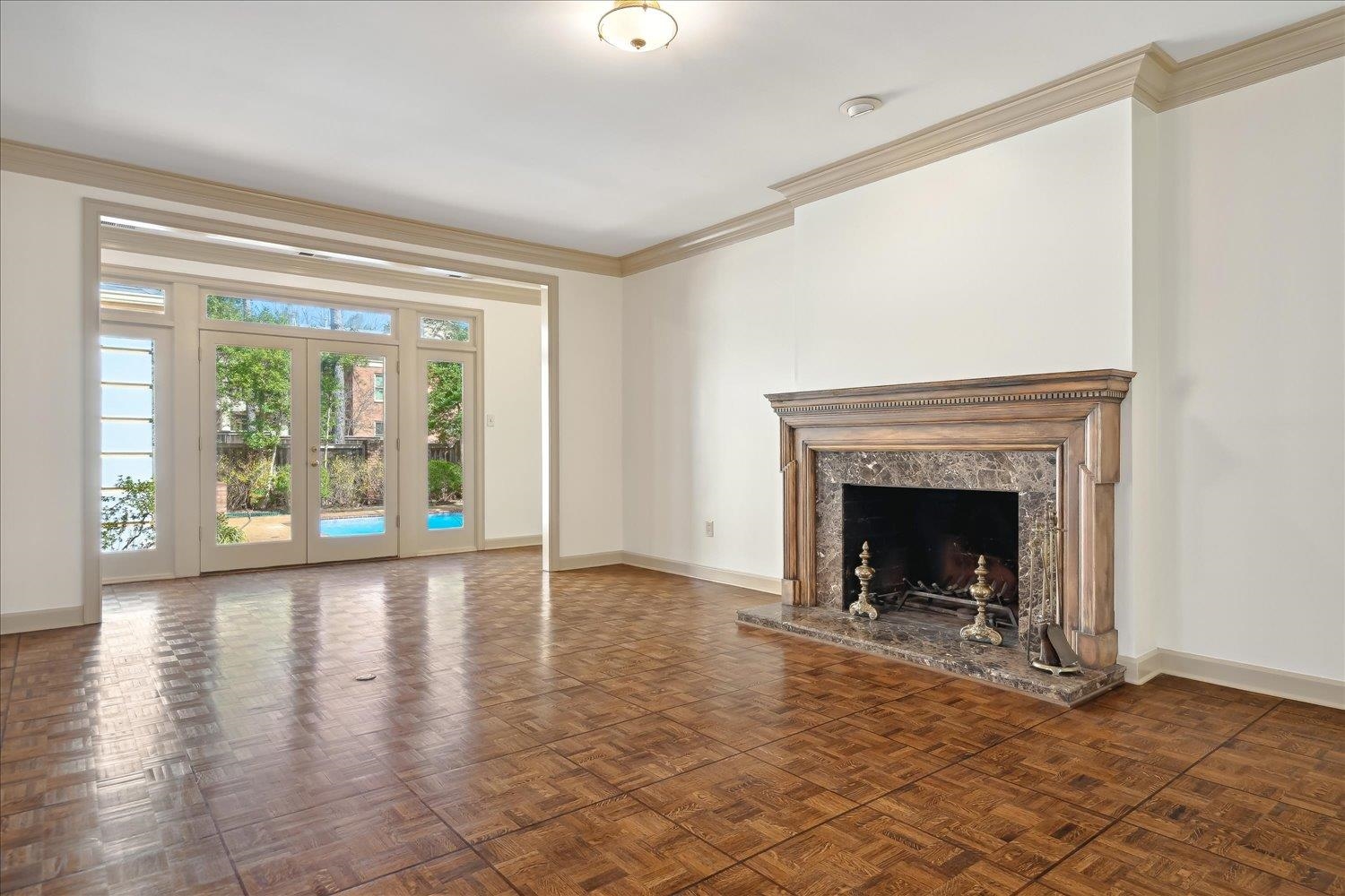 6382 N MASSEY HILL DR