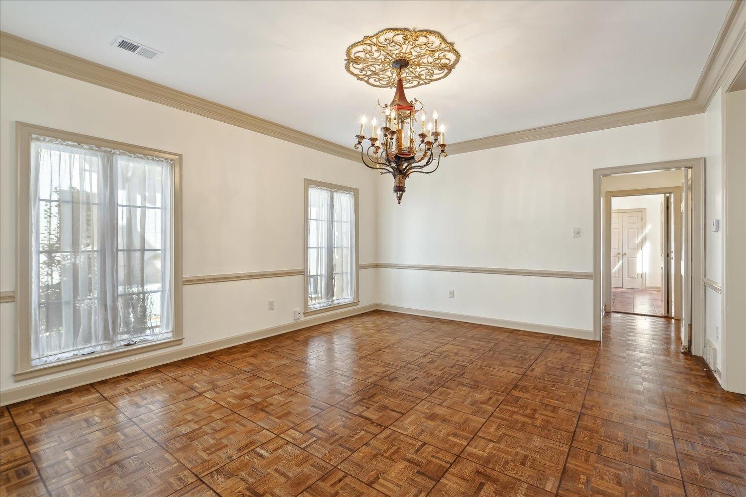 6382 N MASSEY HILL DR