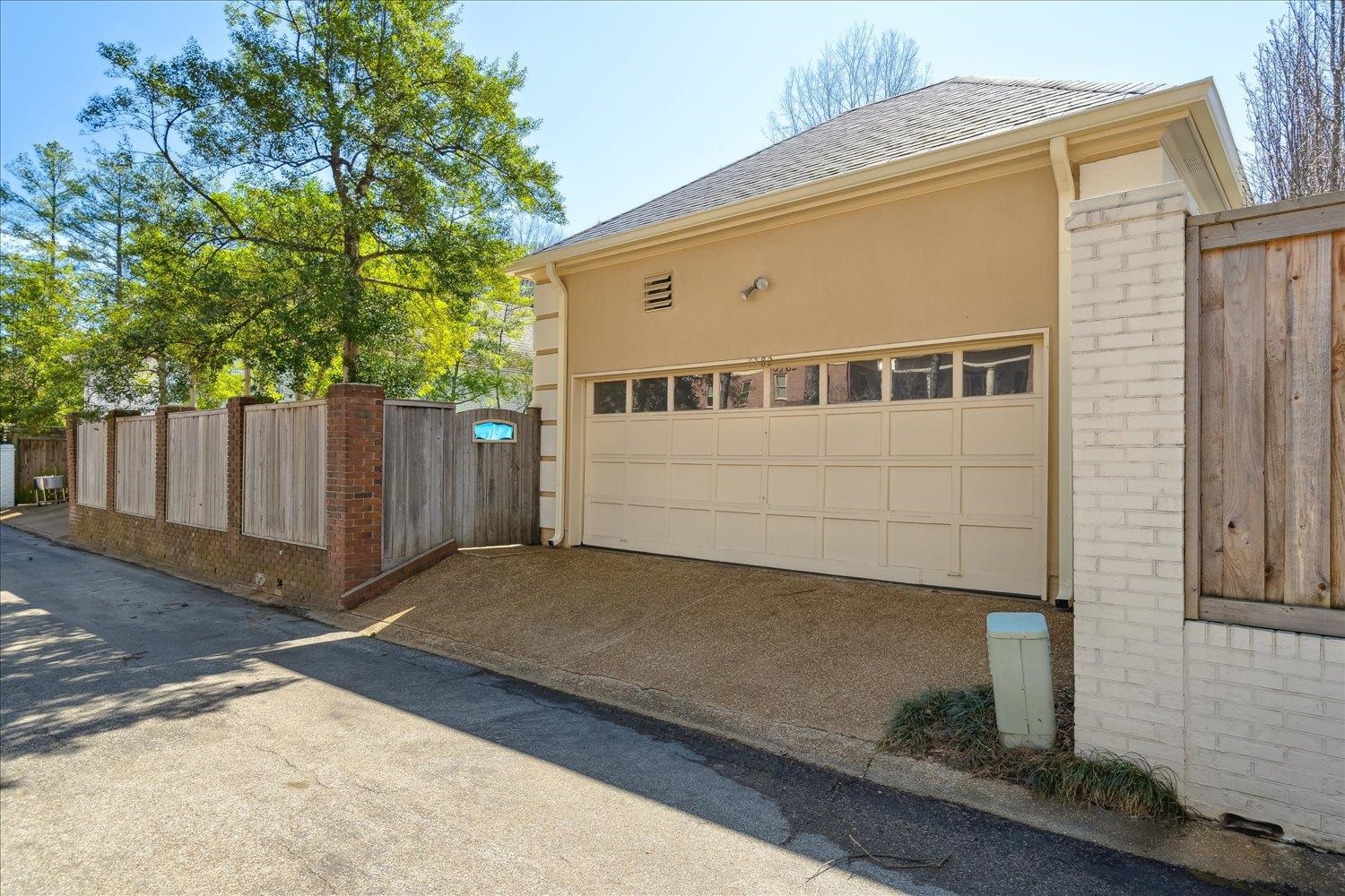 6382 N MASSEY HILL DR