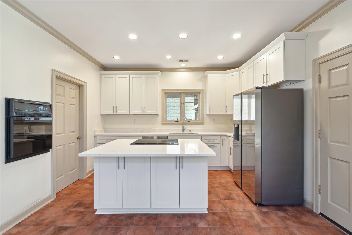 6382 N MASSEY HILL DR