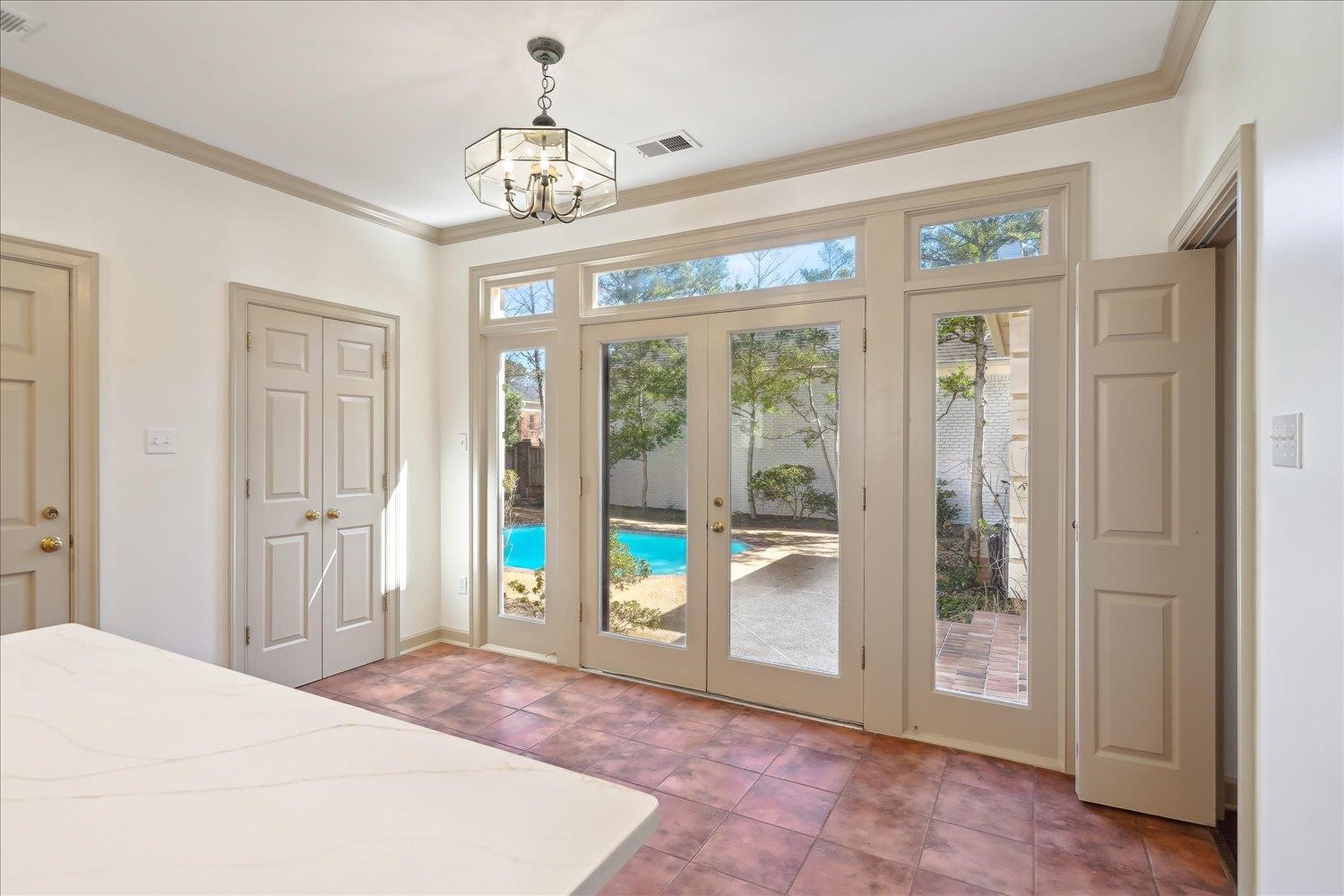 6382 N MASSEY HILL DR