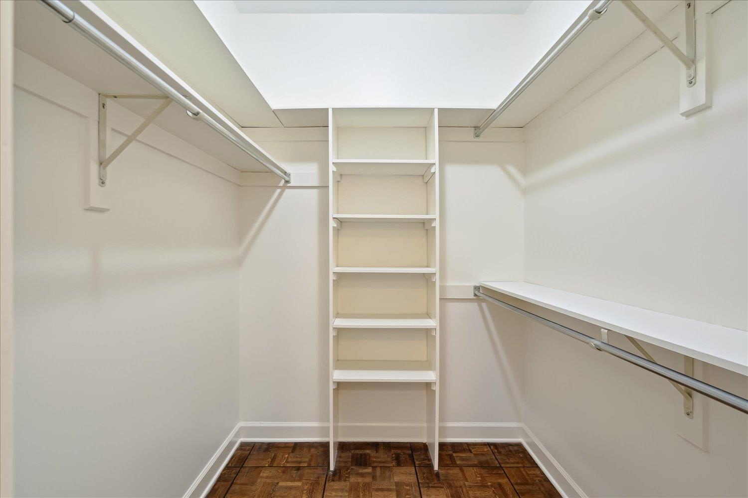 6382 N MASSEY HILL DR